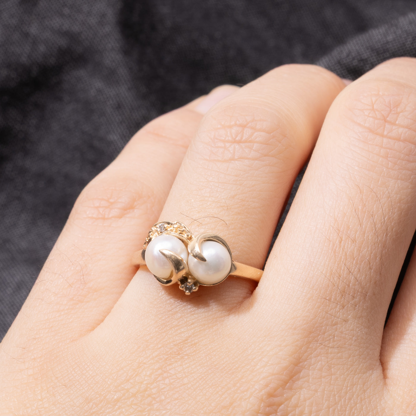 10k Two Stone Pearl & Diamond Accented Ring | SZ 6.5
