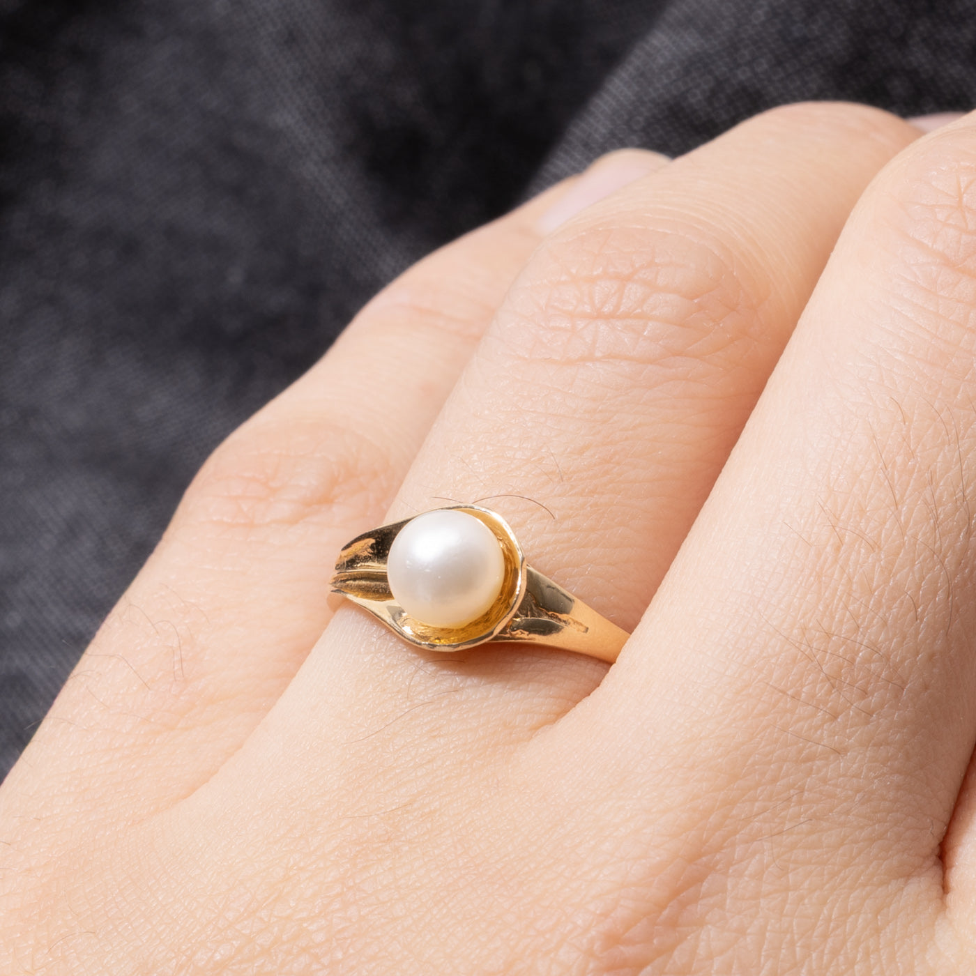 14k Pearl Tapered Ring | SZ 6.75