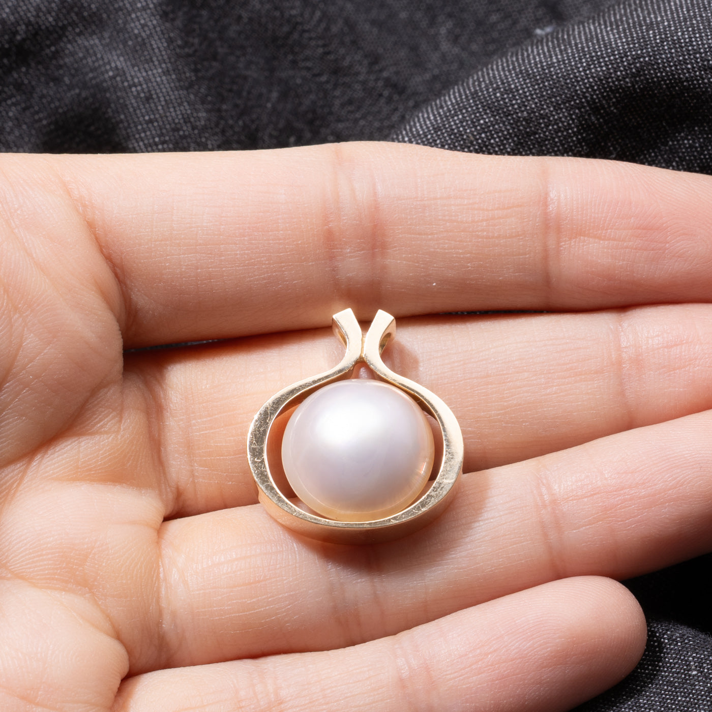 14k Mabé Pearl Framed Pendant