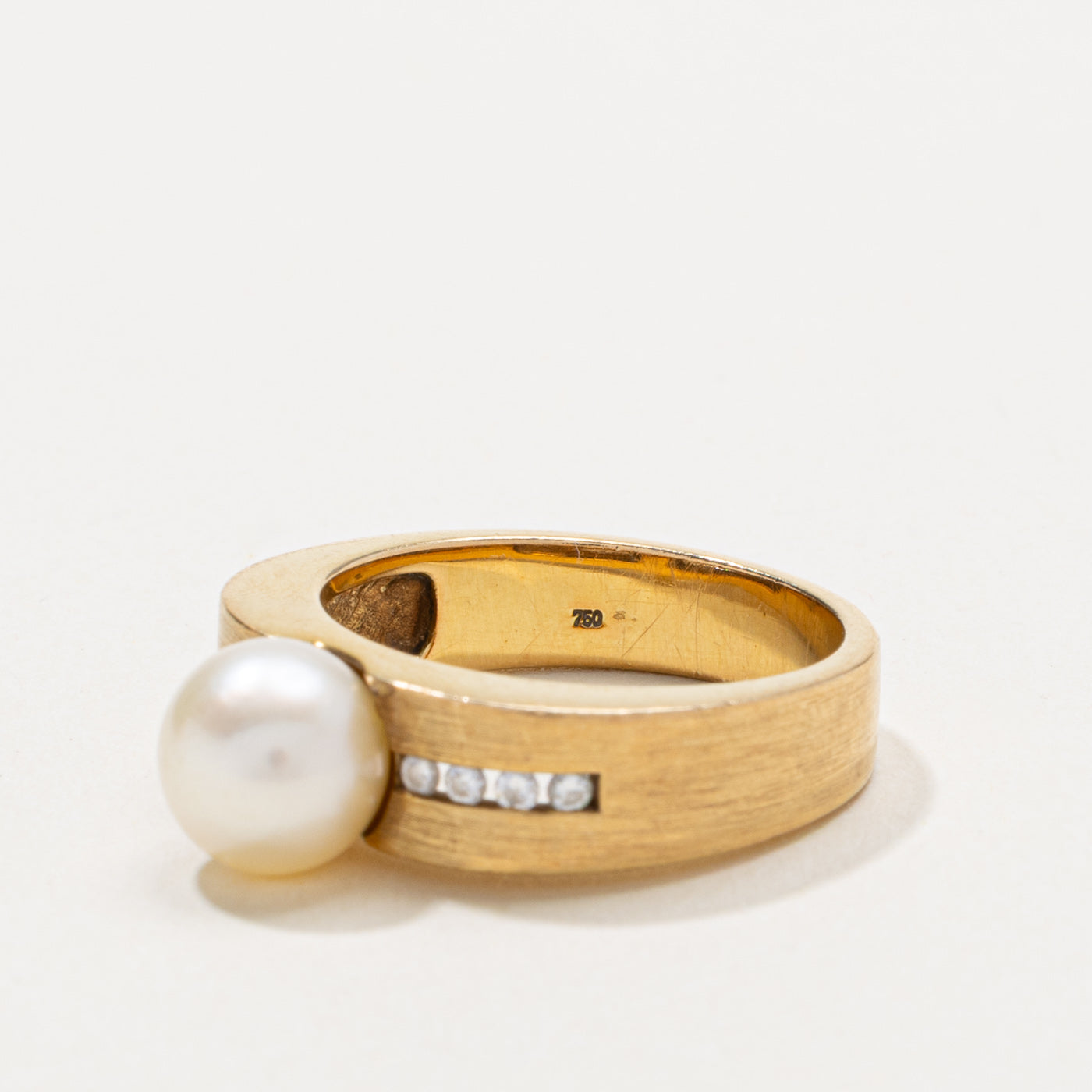 18k Pearl & Channel Set Diamond Ring | SZ 7.5