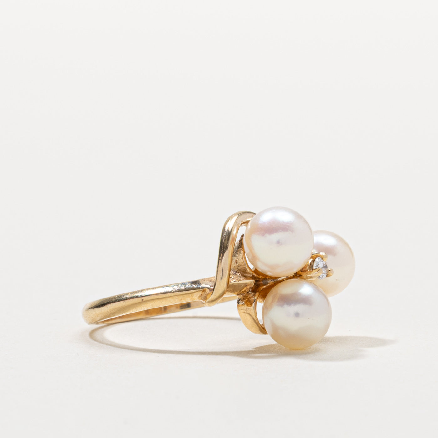 14k Three Stone Pearl & Diamond Cluster Ring | SZ 5.75