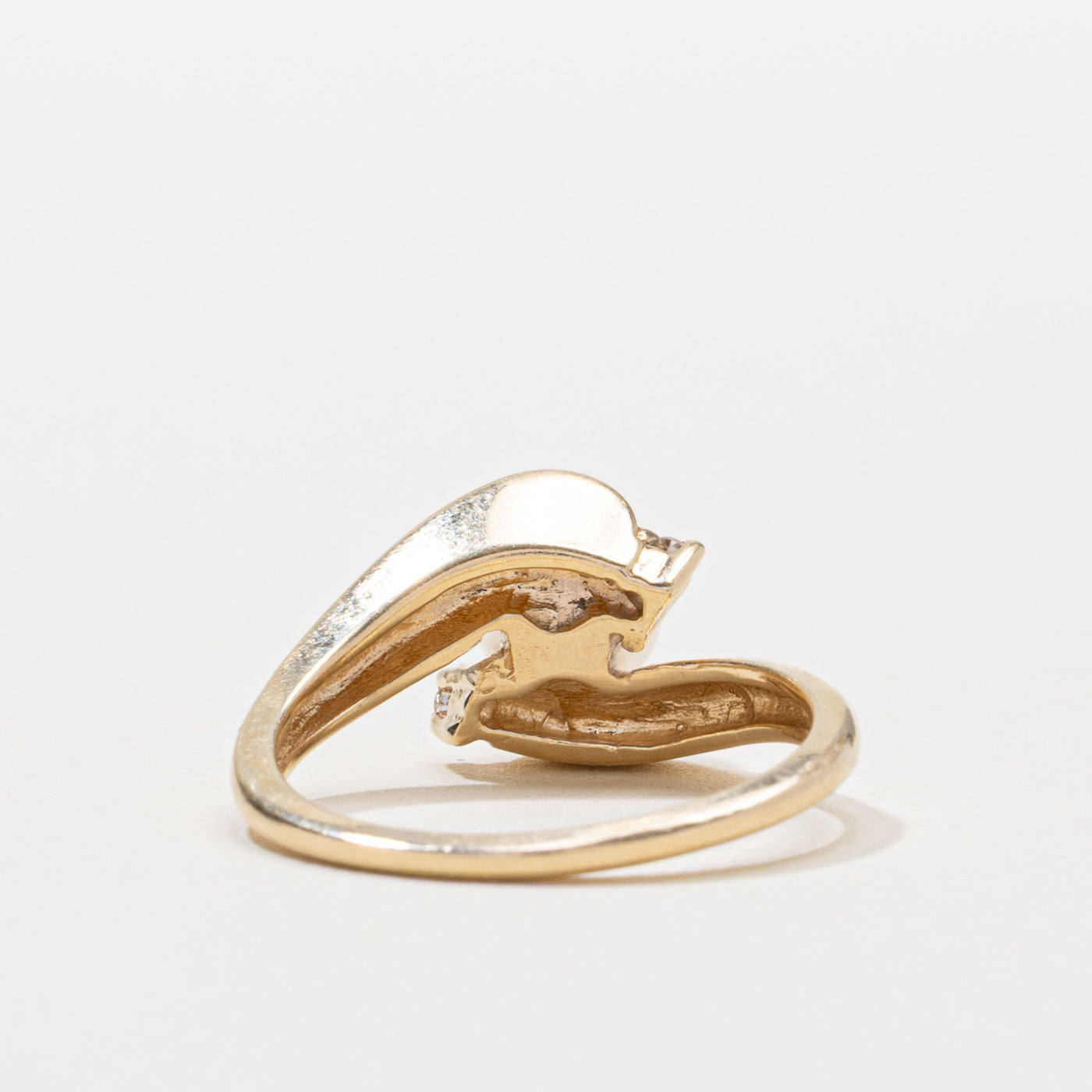 14k Pearl & Diamond Grooved Bypass Ring | SZ 6.25