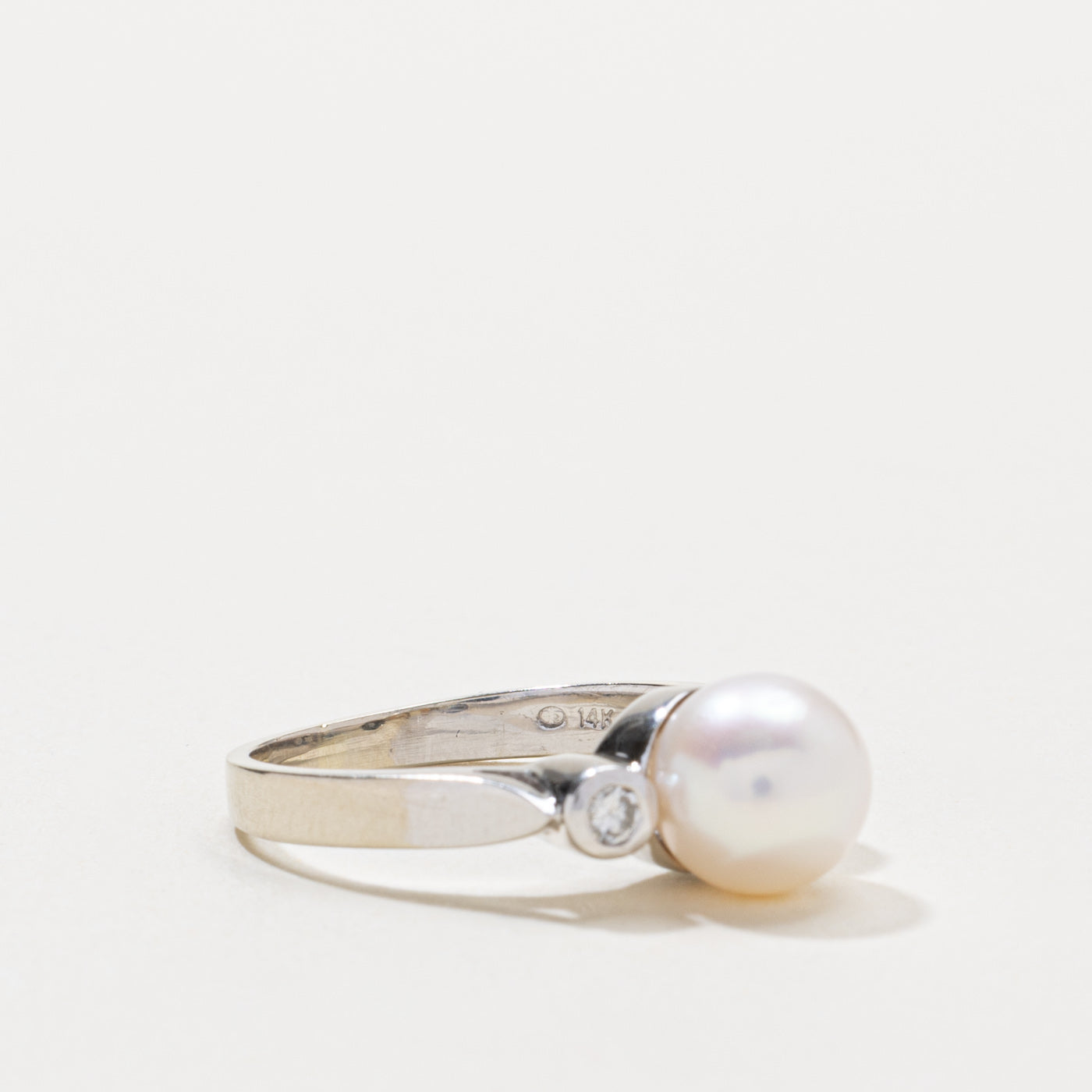 14k Pearl & Diamond Accented Ring | SZ 6.25