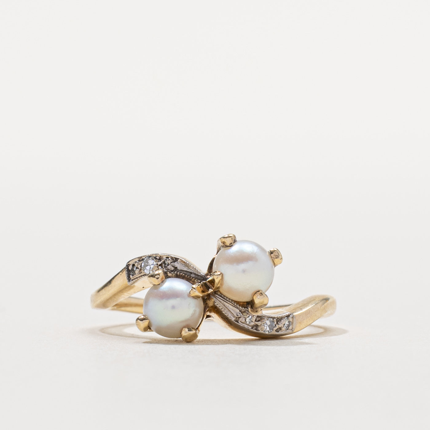 10k Pearl & Diamond Toi et Moi Ring | SZ 8.5