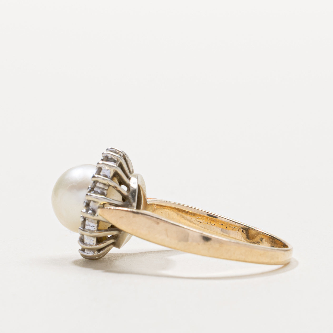 10k Pearl & Diamond Petal Halo Ring | SZ 8.5