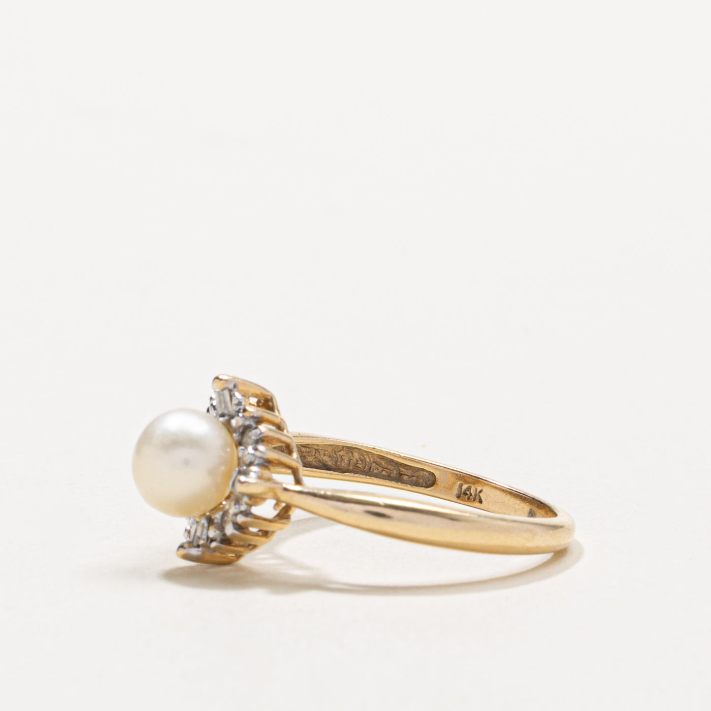 14k Pearl & Diamond Halo Ring | SZ 7