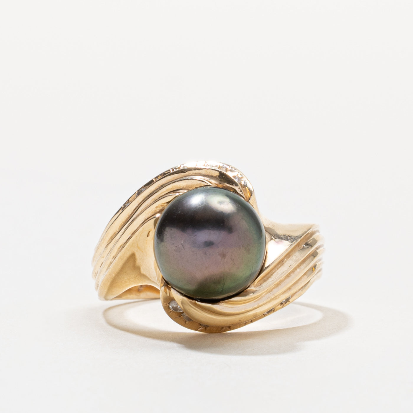 14k Pearl Grooved Bypass Ring | SZ 7.25
