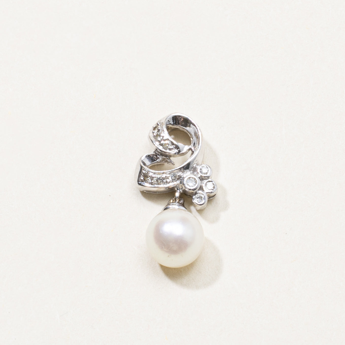 18k Pearl & Diamond Swirl Pendant