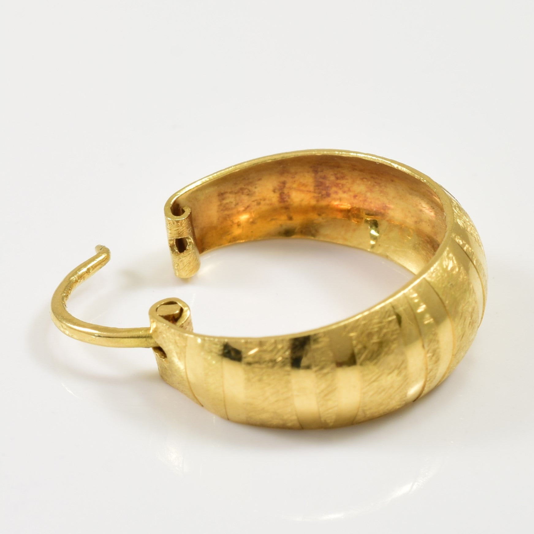 18k Yellow Gold Hoop Earrings |