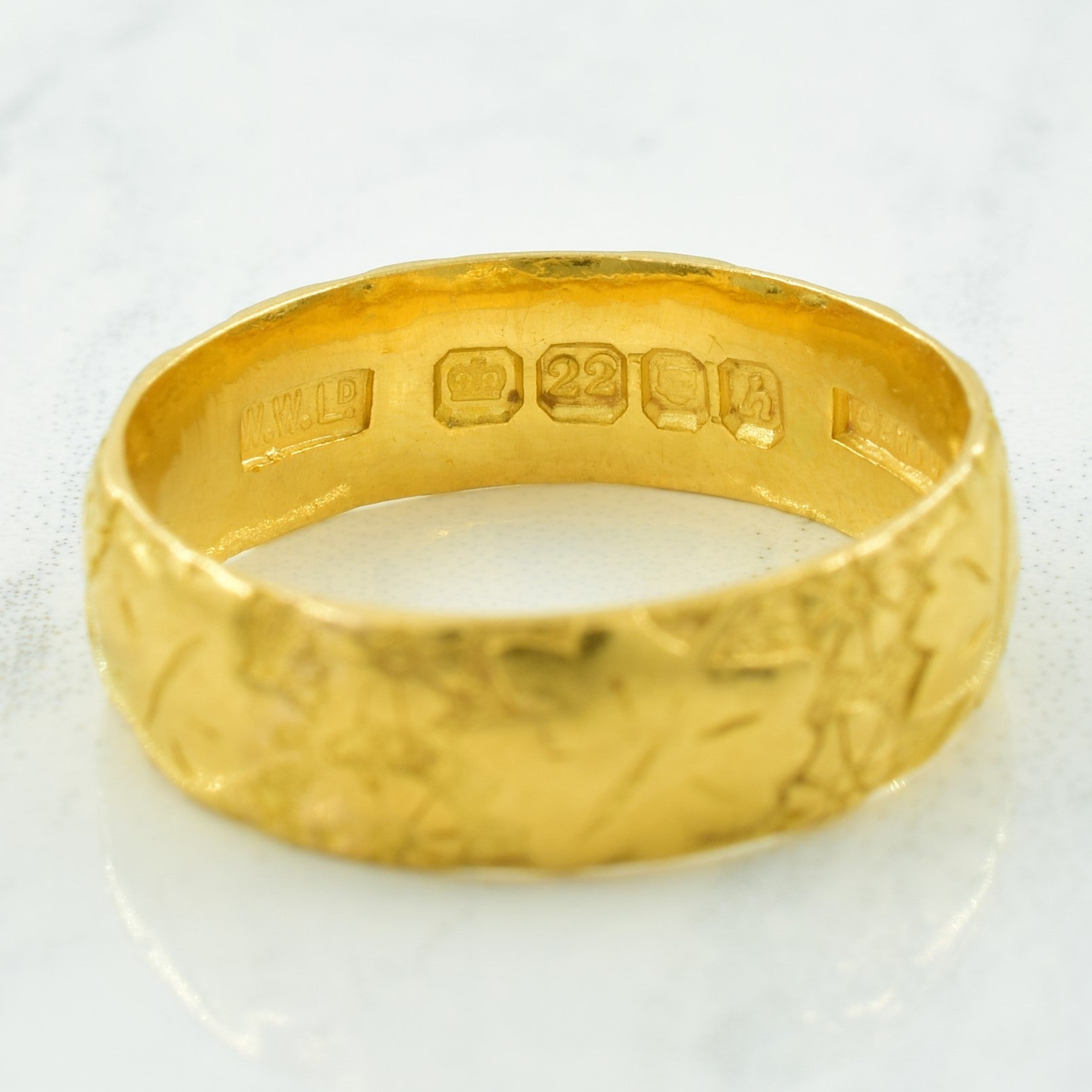 Bague feuille en or jaune 22 carats Londres 1963 | Taille 7,5 |