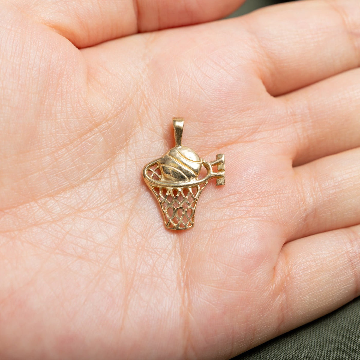 10k Yellow Gold Openwork Basketball Hoop Charm
