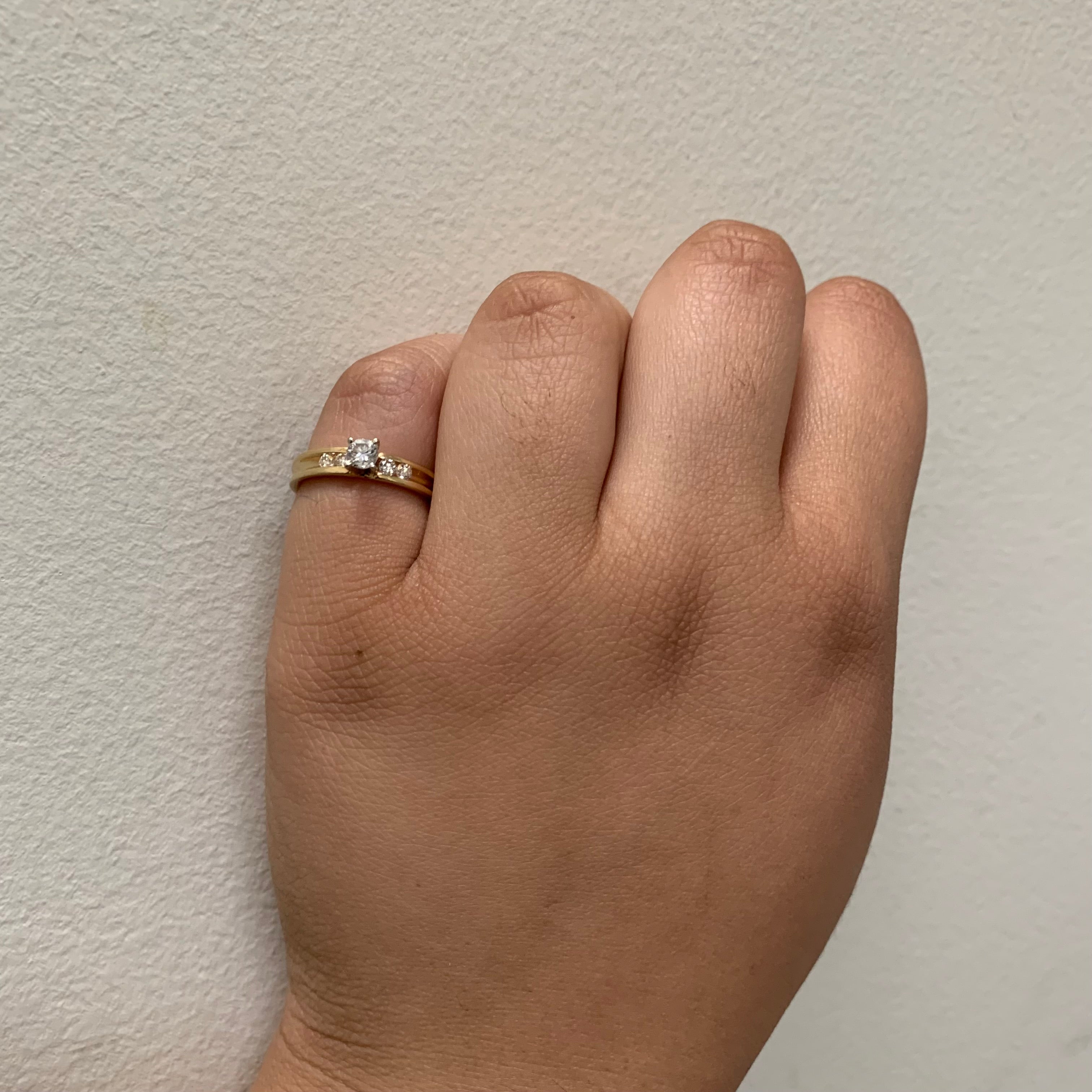 Solitaire Diamond & Channel Set Diamond Ring | 0.32ctw | SZ 5.5 |