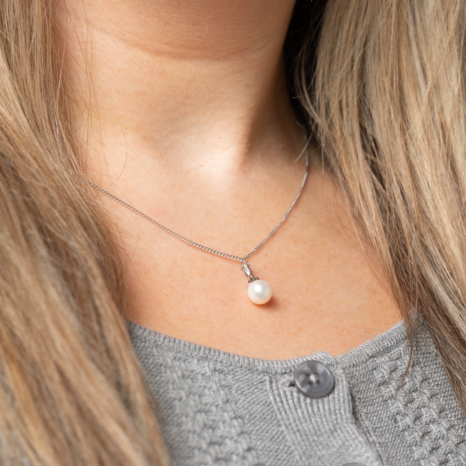 Pearl & Diamond Pendant | 0.08ctw |