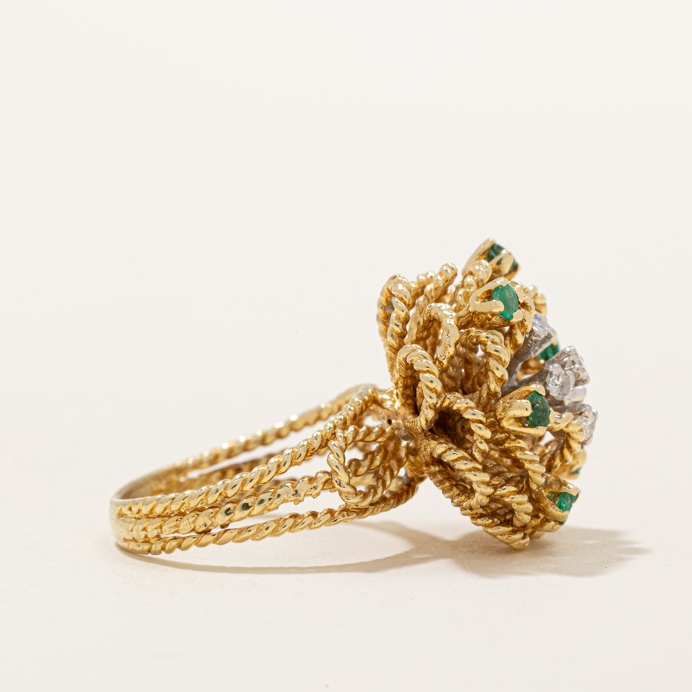 Diamond & Emerald Flower Ring | 0.15ctw, 0.15ctw | SZ 5.75 |