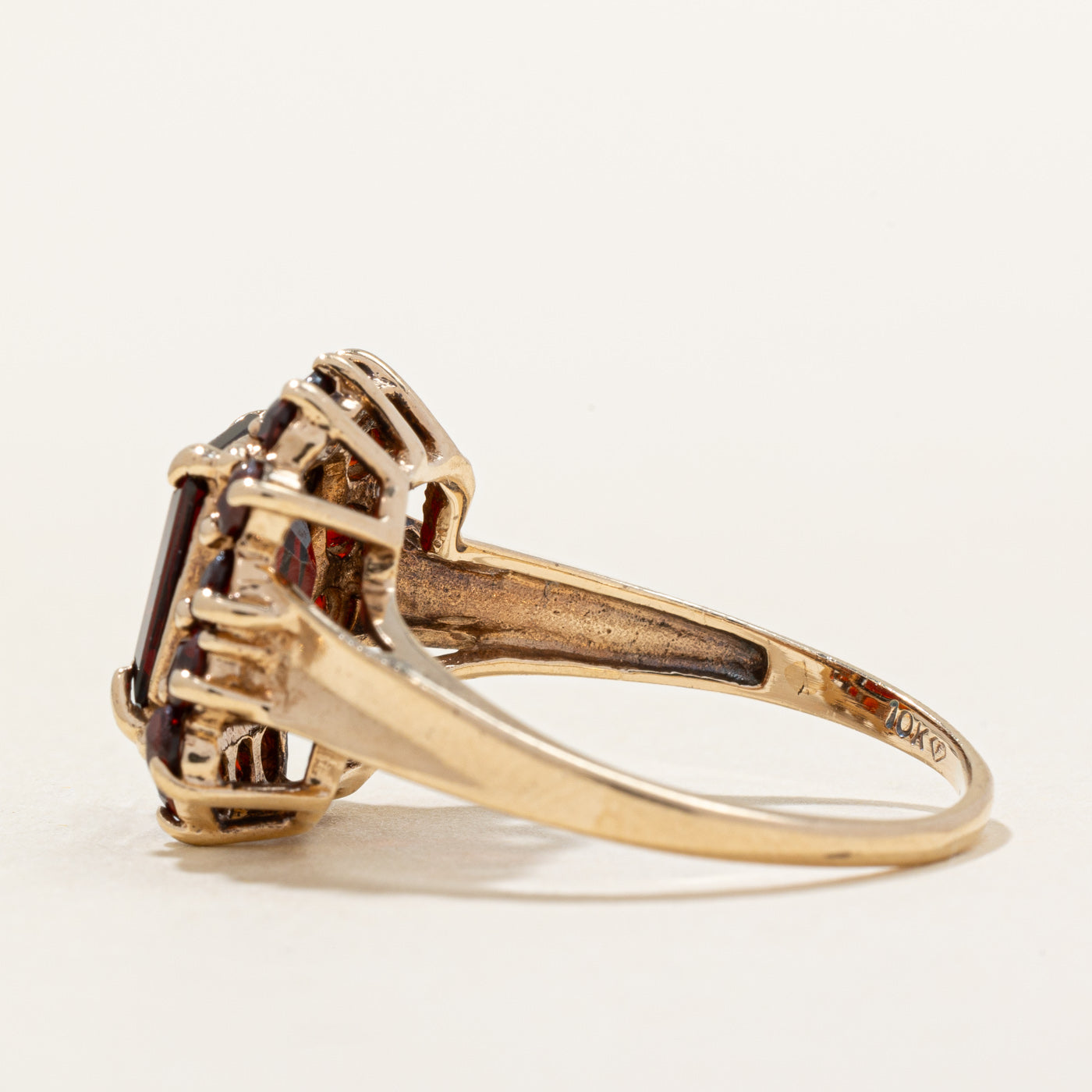 Garnet Cocktail Ring | 3.85ctw | SZ 7.5 |