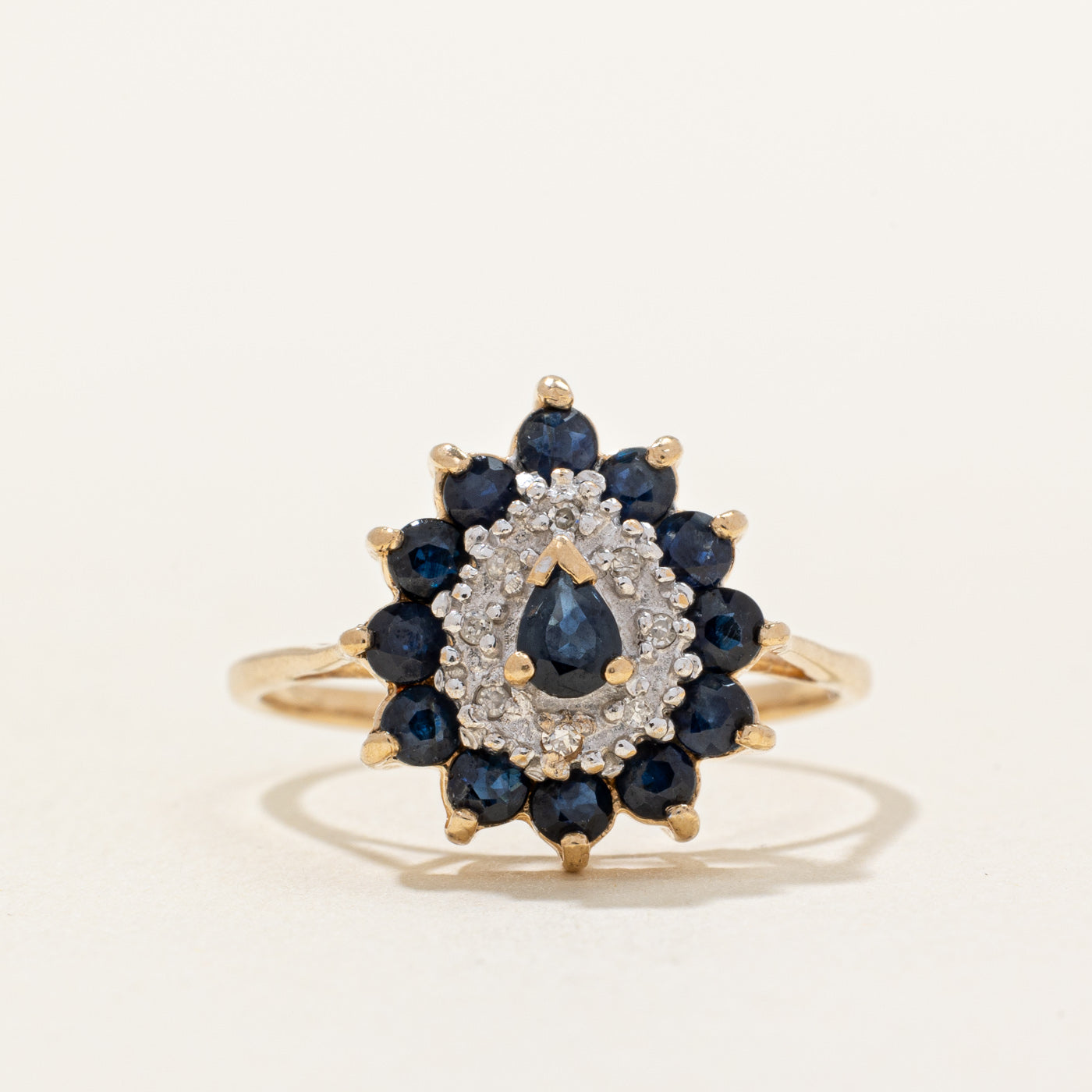 Sapphire & Diamond Cocktail Ring | 0.80ctw, 0.04ctw | SZ 7 |