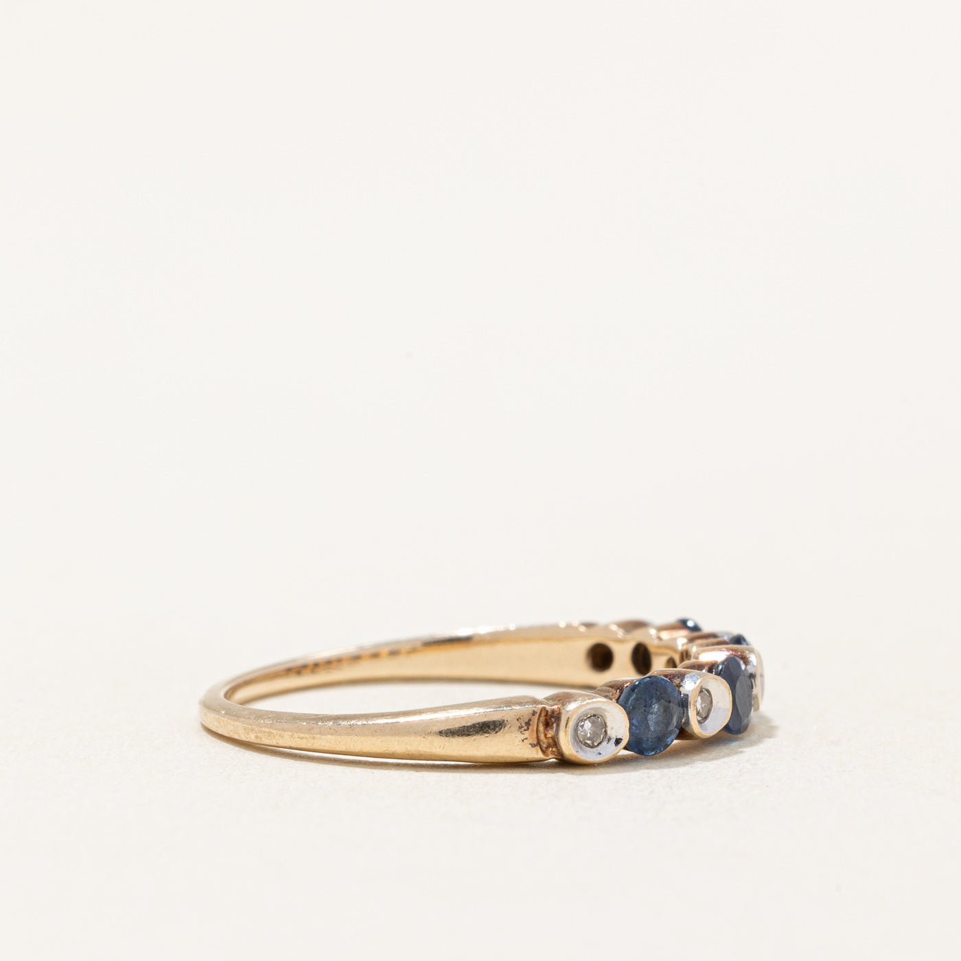Bague saphir et diamants | 0,36 ct, 0,03 ct | Taille 6 |