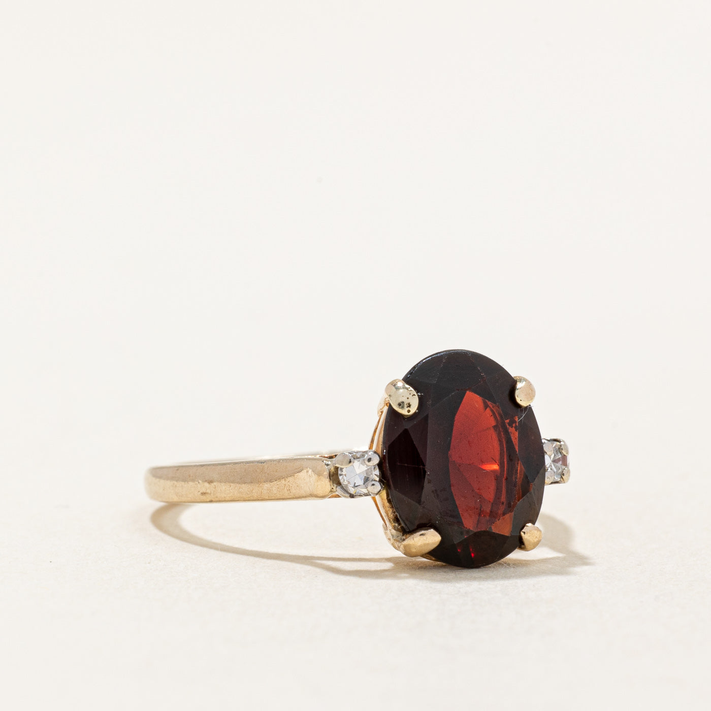 Garnet & Diamond Ring | 2.60ct, 0.04ctw | SZ 6.25 |