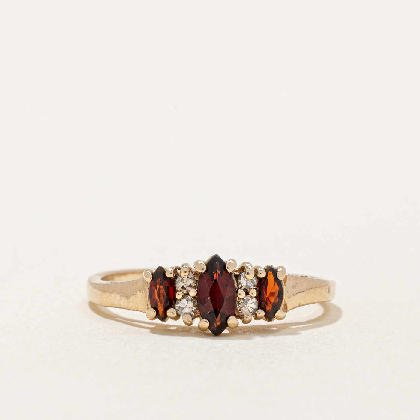 Garnet & Diamond Ring | 0.30ctw, 0.04ctw | SZ 6 |