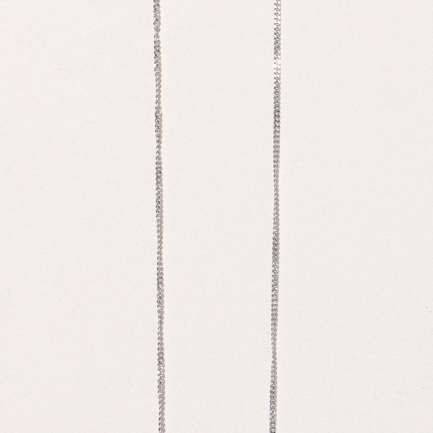 Chaîne à maillons gourmette en or blanc 14 carats | 16" |