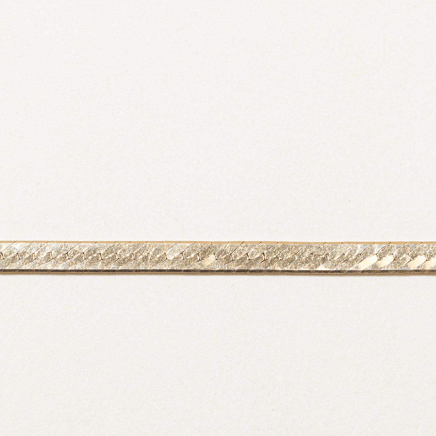 Bracelet à chevrons en or jaune 14 carats | 8 pouces |