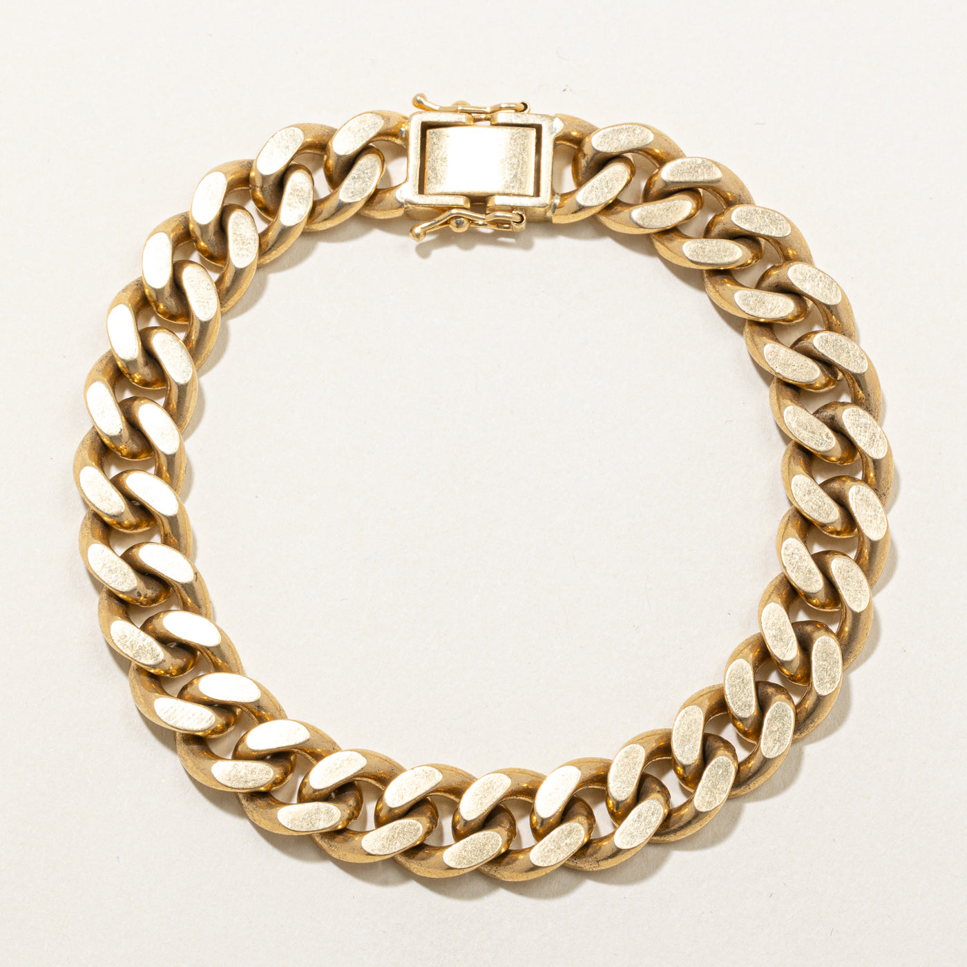 18k Japanese Hallmarked Yellow Gold Cuban Link Bracelet | 8" |