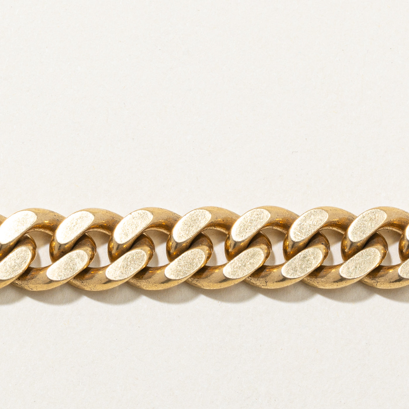 18k Japanese Hallmarked Yellow Gold Cuban Link Bracelet | 8" |
