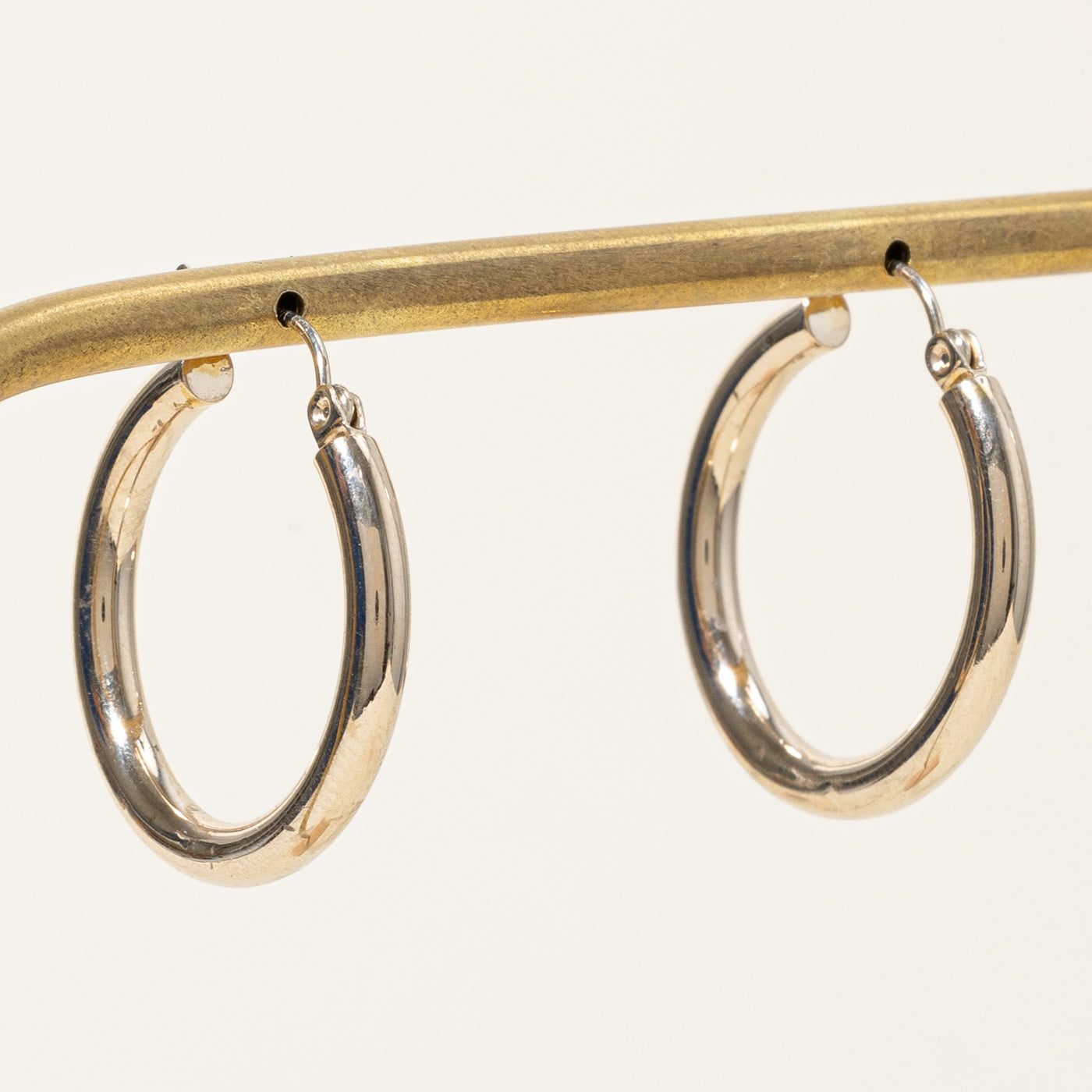14k Yellow Gold Hoop Earrings