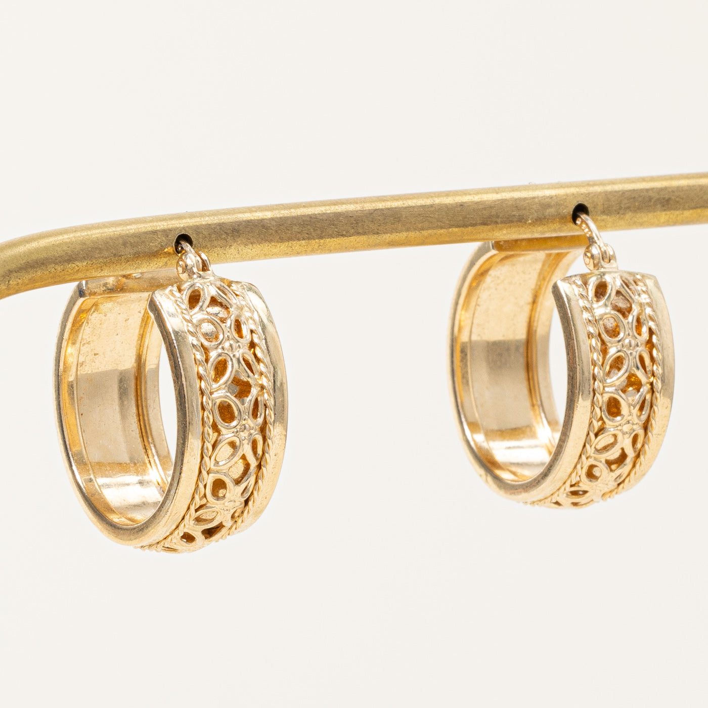 14k Yellow Gold Textured Hoop Earrings