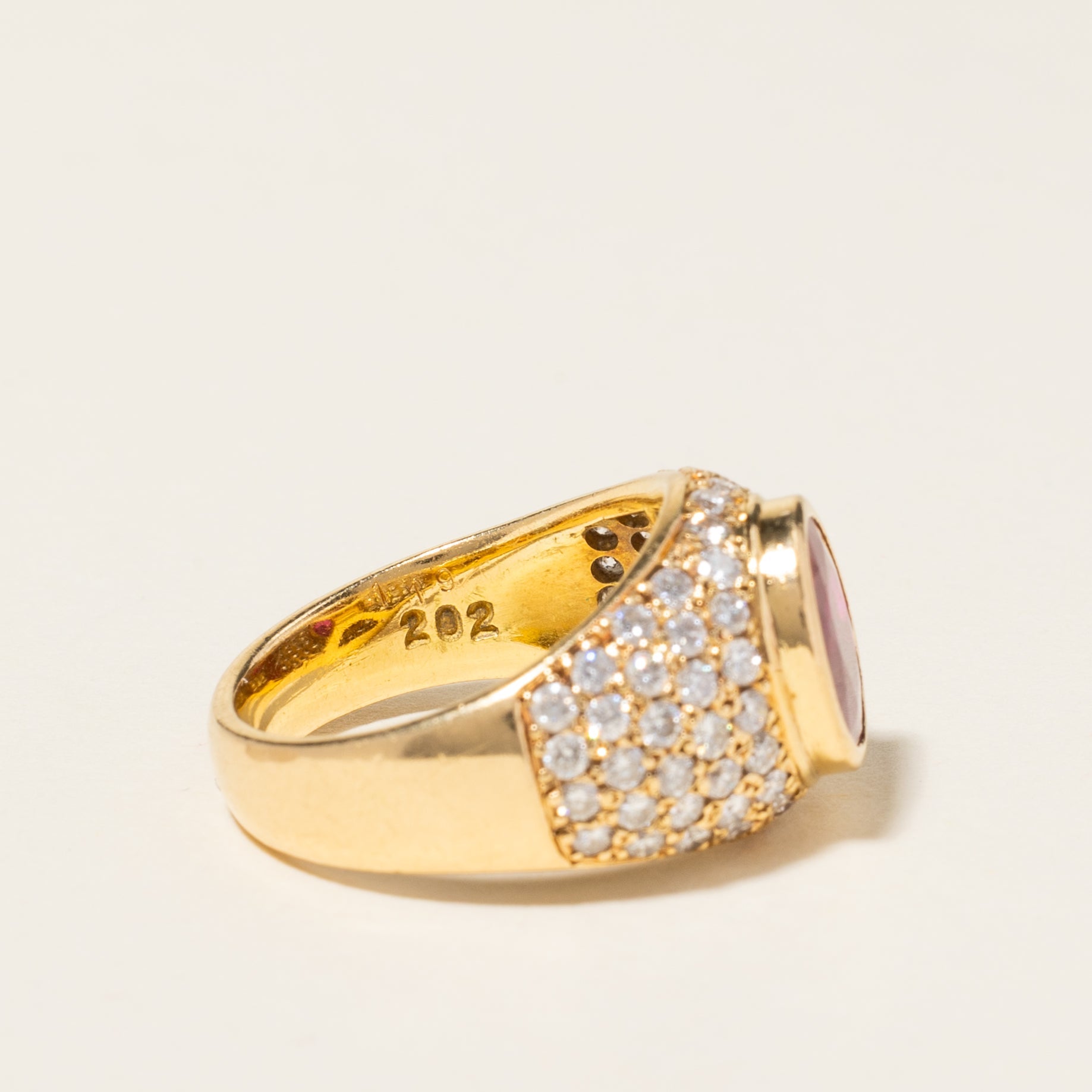 18K Yellow Gold Ruby & Diamond Cocktail Ring | 3.96ct, 0.93ctw | SZ 5.5 |