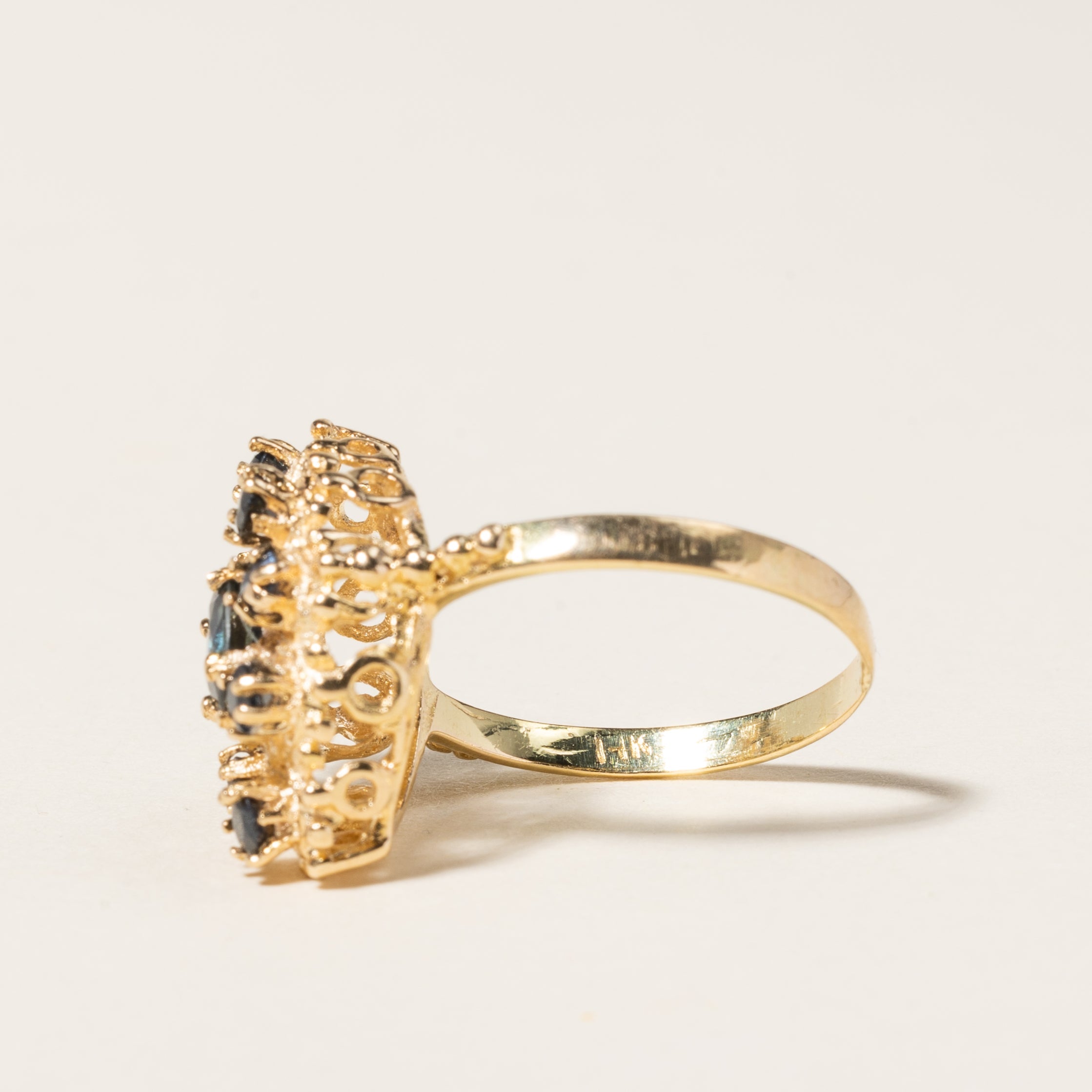 Bague en or jaune 14 carats et saphir bleu | 1,02 ct | Taille 5,75 |