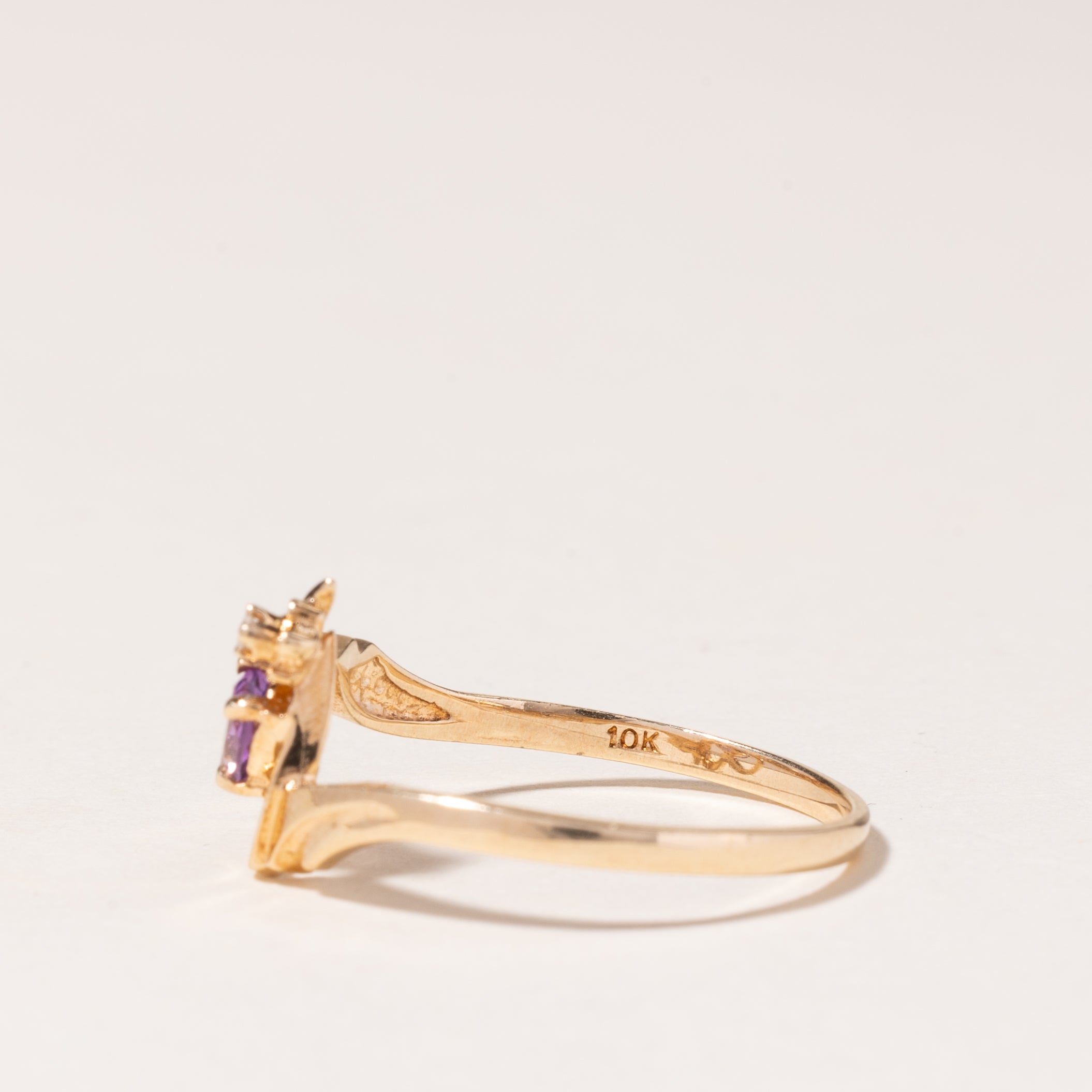 10K Yellow Gold Amethyst & Diamond Ring | 0.16ct, 0.01ct | SZ 7.75 |
