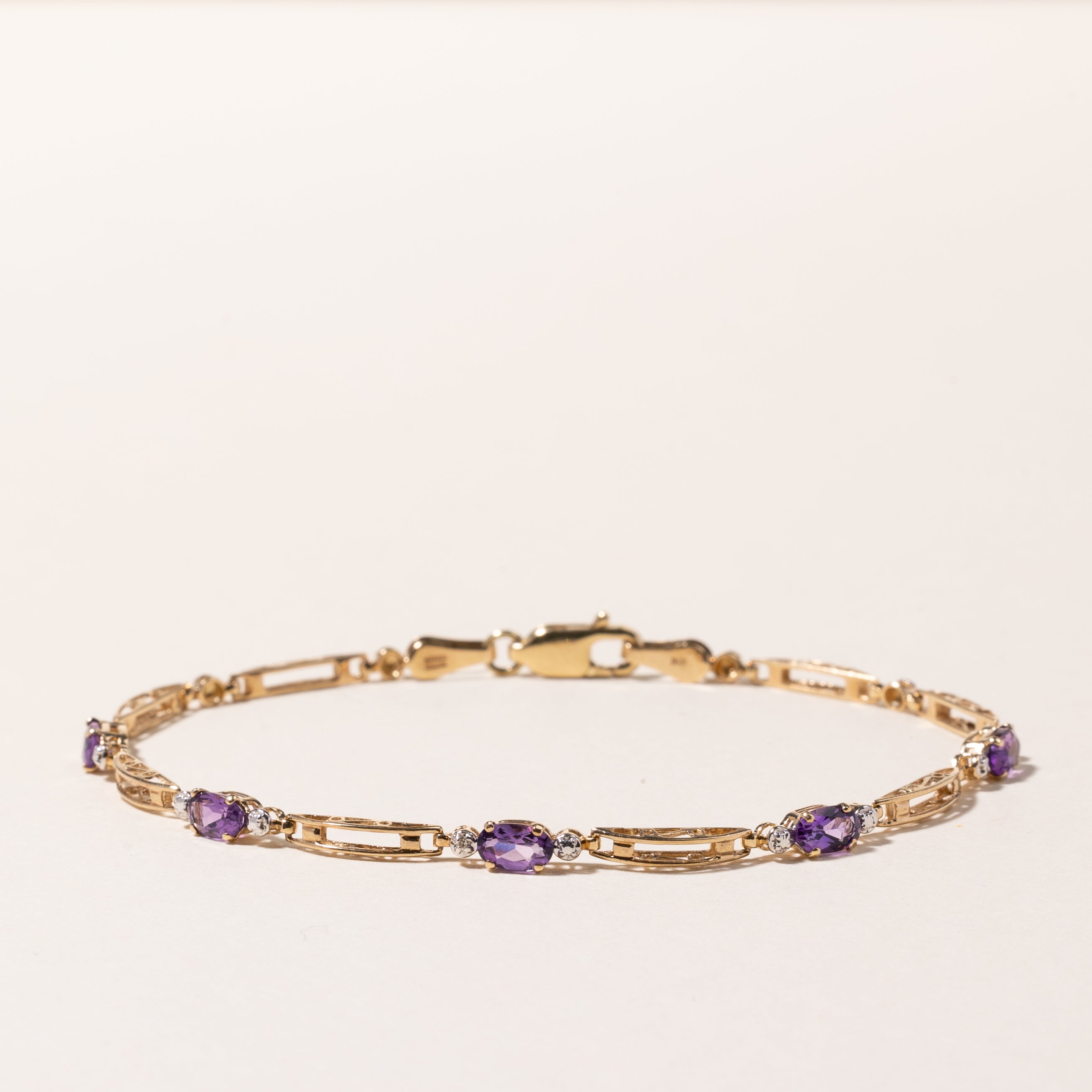 10K Yellow Gold Amethyst Bracelet | 0.90ctw | 6.75" |