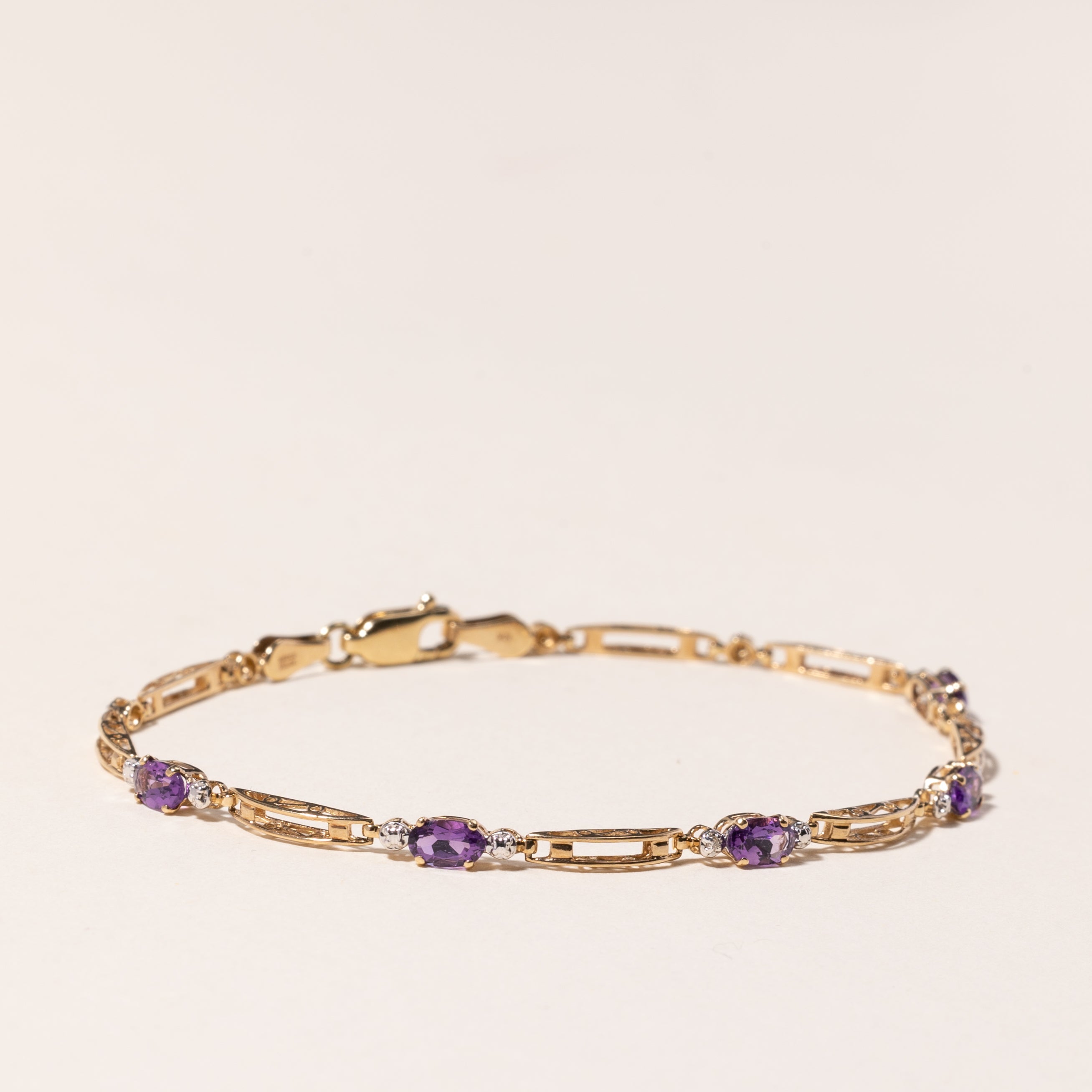 10K Yellow Gold Amethyst Bracelet | 0.90ctw | 6.75" |