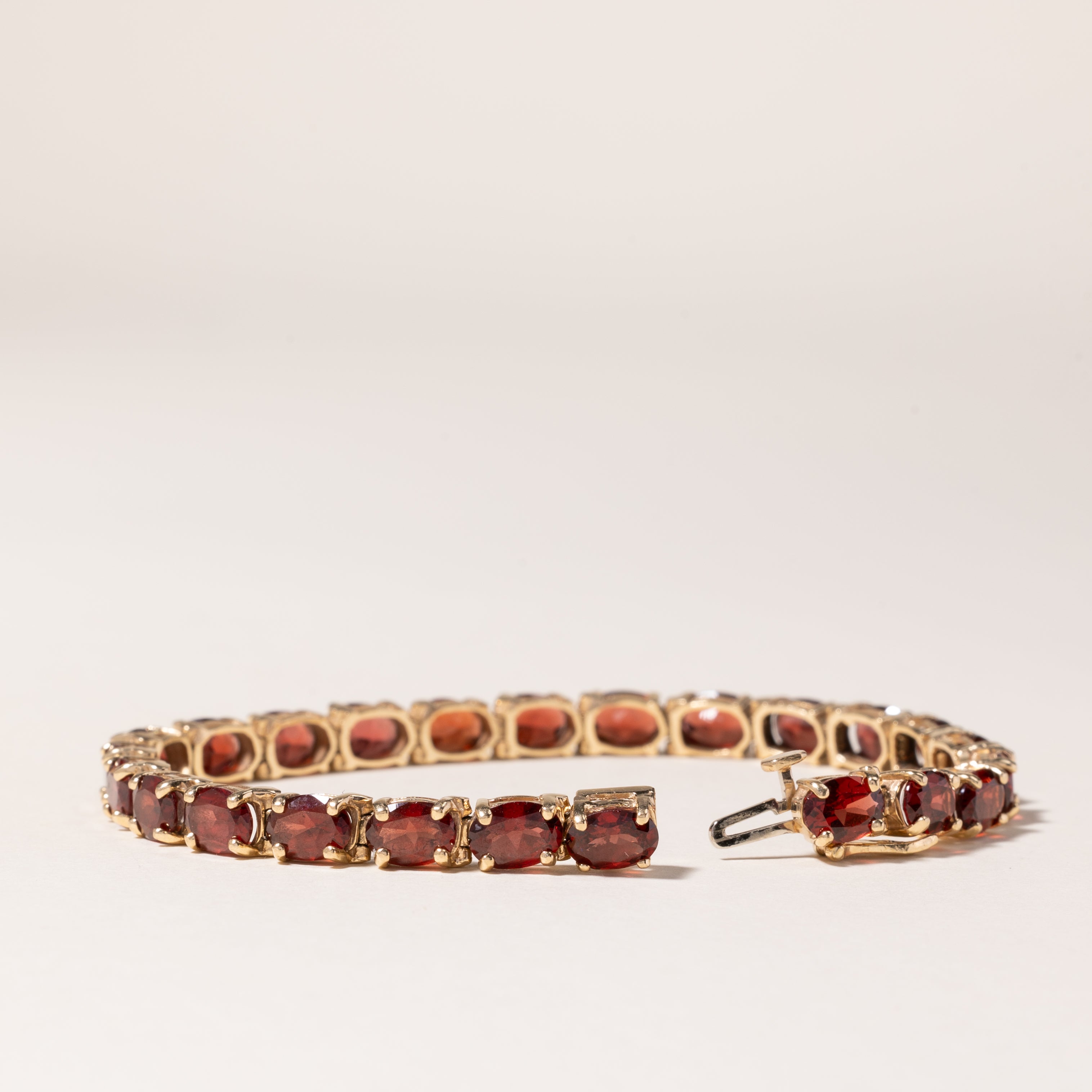 14K Yellow Gold Garnet Bracelet | 20.88ctw | 7.25" |