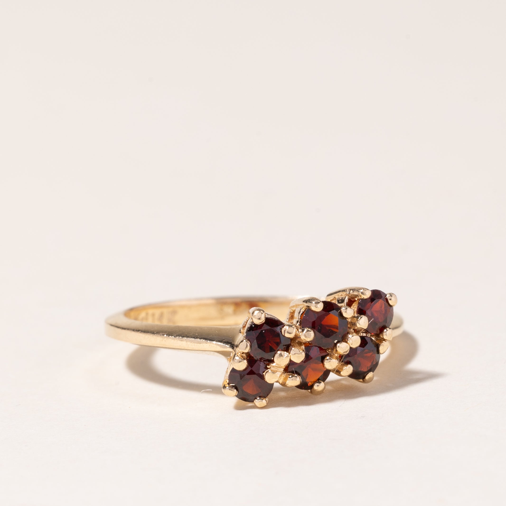 14K Yellow Gold Garnet Ring | 0.78ctw | SZ 8.75 |