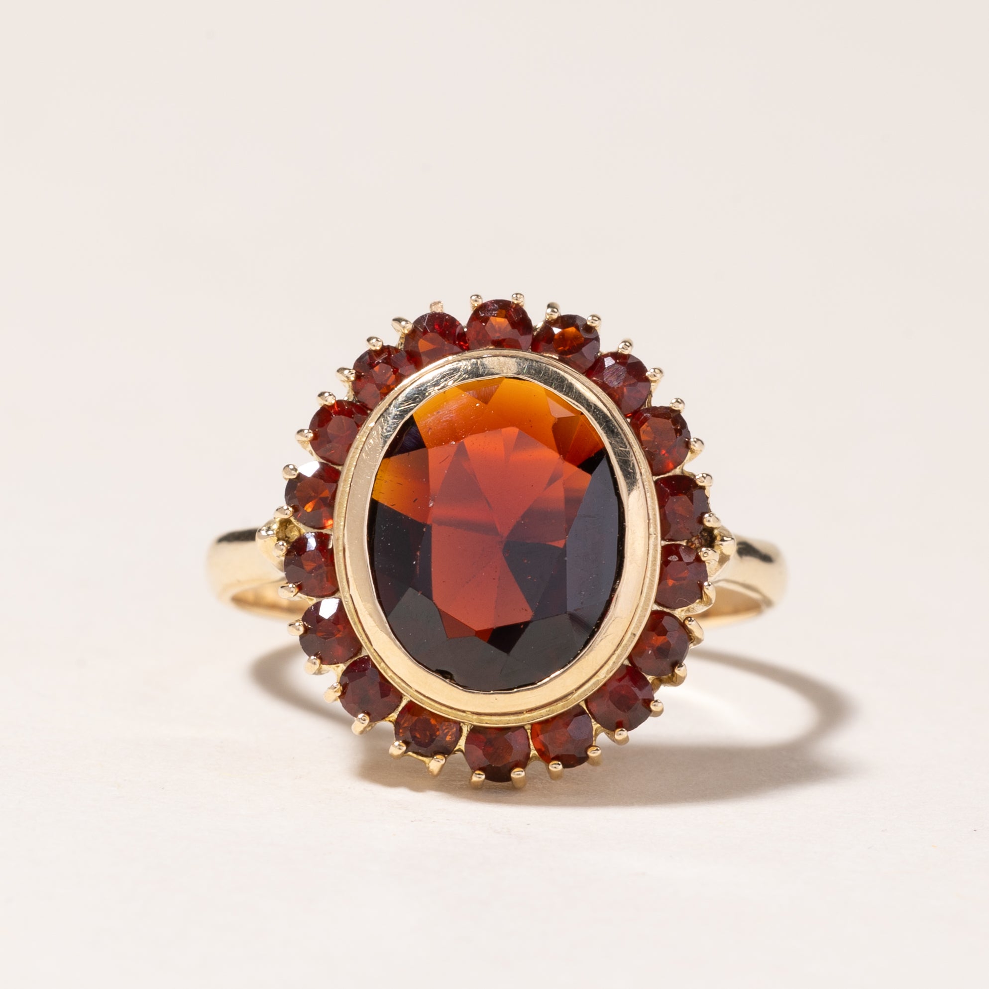 14K Yellow Gold Garnet Ring | 4.57ctw | SZ 8.5 |