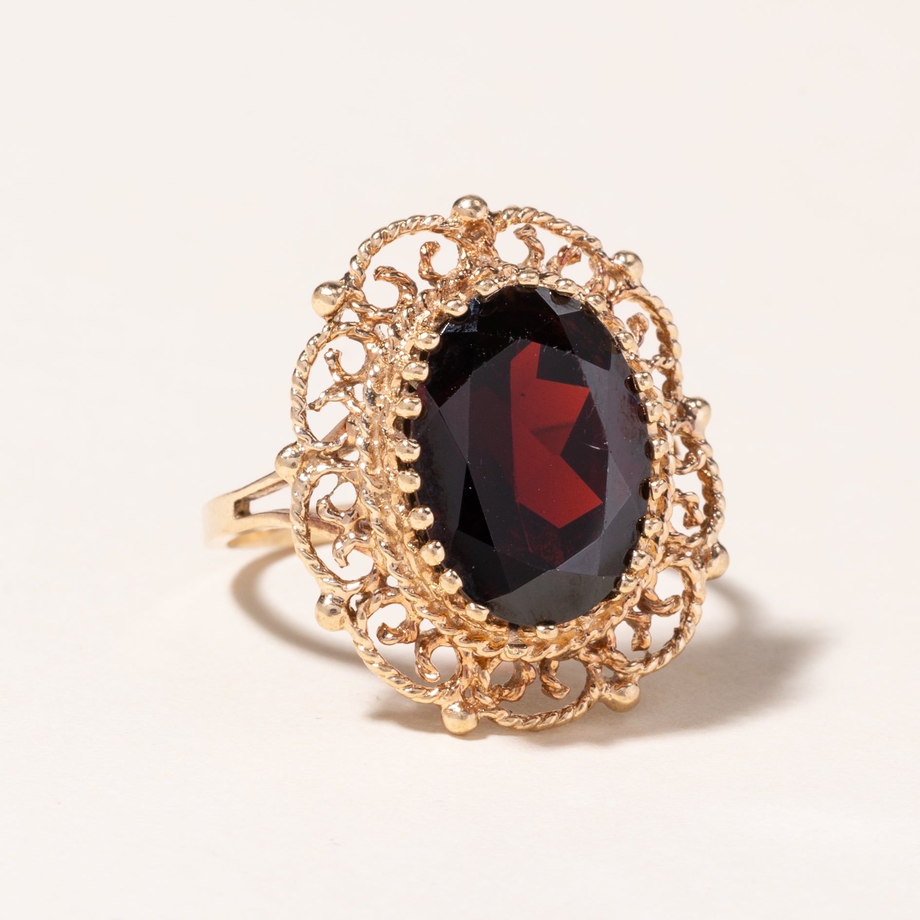 10K Yellow Gold Garnet Ring | 7.01ct | SZ 7.75 |