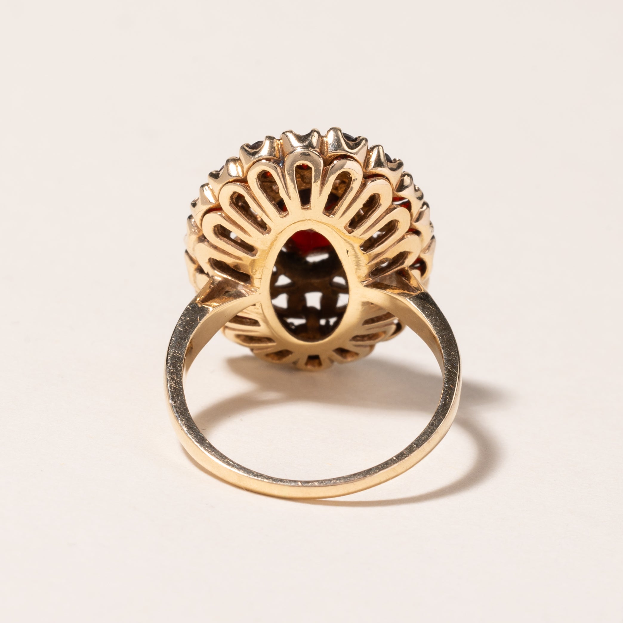 10K Yellow Gold Garnet Ring | 1.62ctw | SZ 6.75