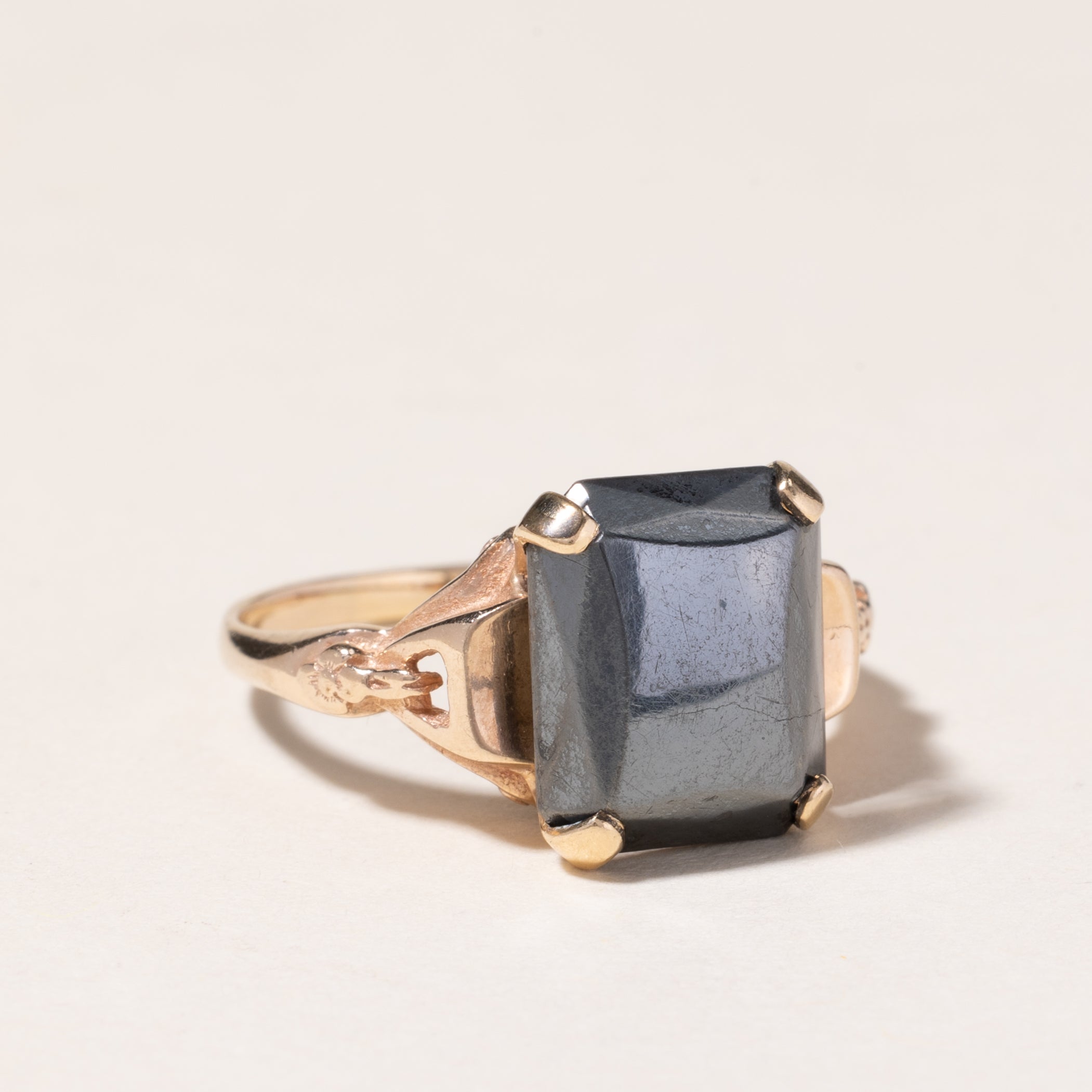 10K Yellow Gold Hematite Ring | 3.39ct | SZ 7.75 |