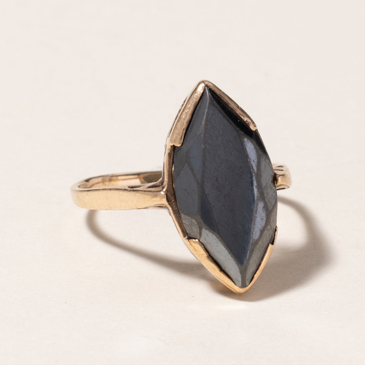 10K Yellow Gold Hematite Ring | 3.51ct | SZ 7 |