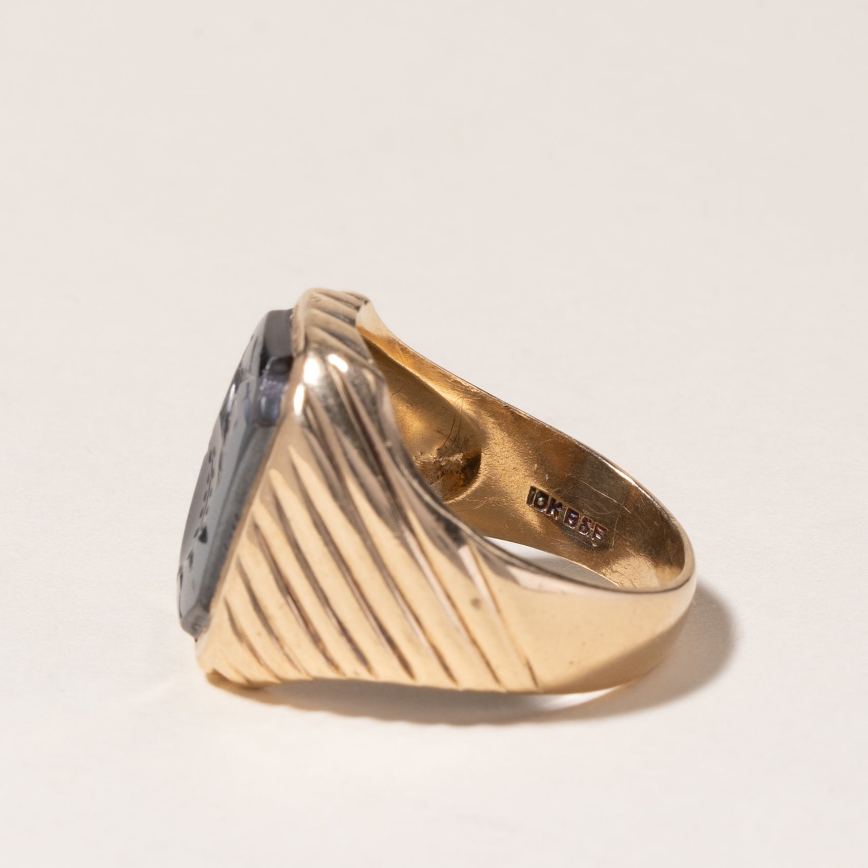 10K Yellow Gold Carved Hematite Ring | 4.70ct | SZ 9.25 |