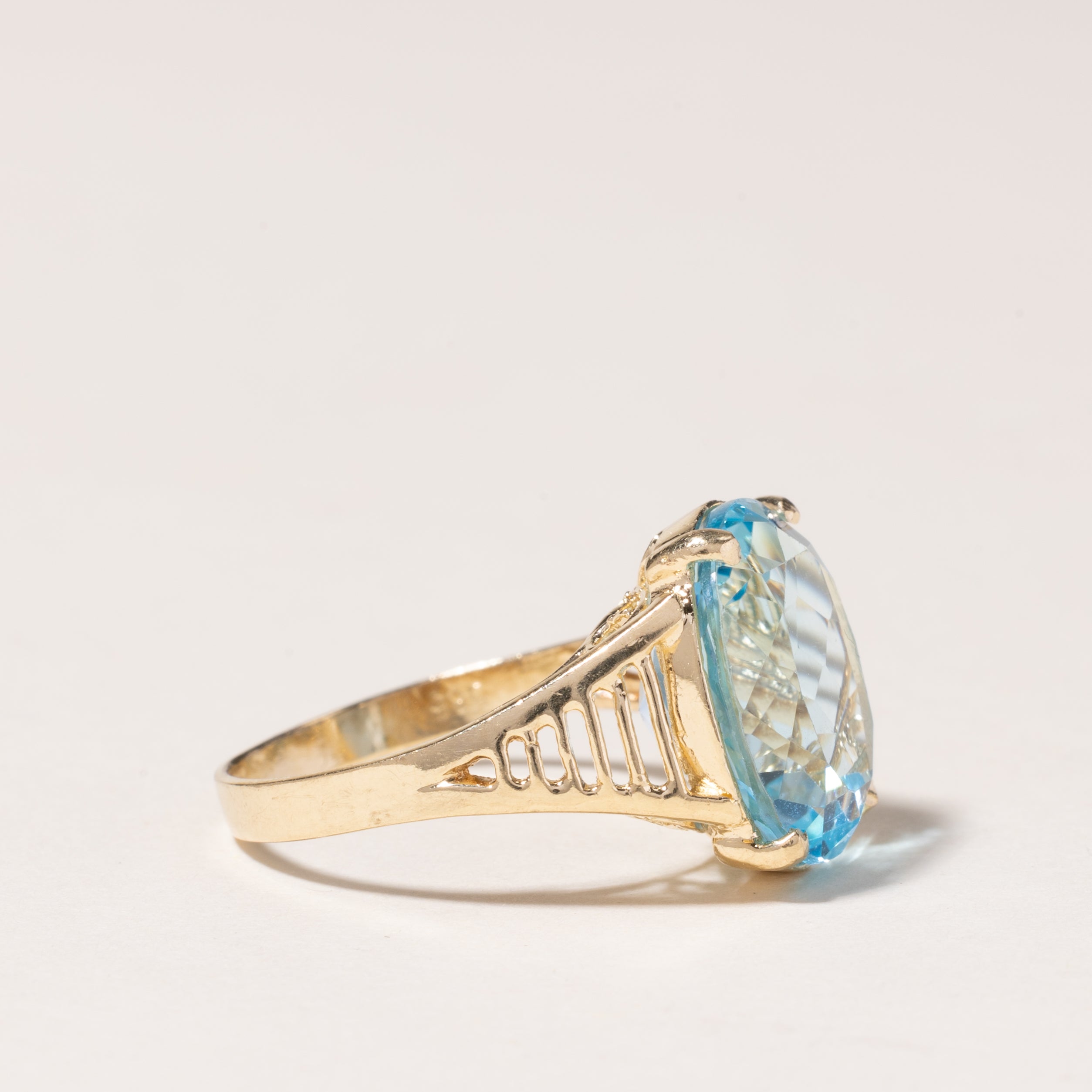14K Yellow Gold Topaz Cocktail Ring | 9.30ct | SZ 6 |