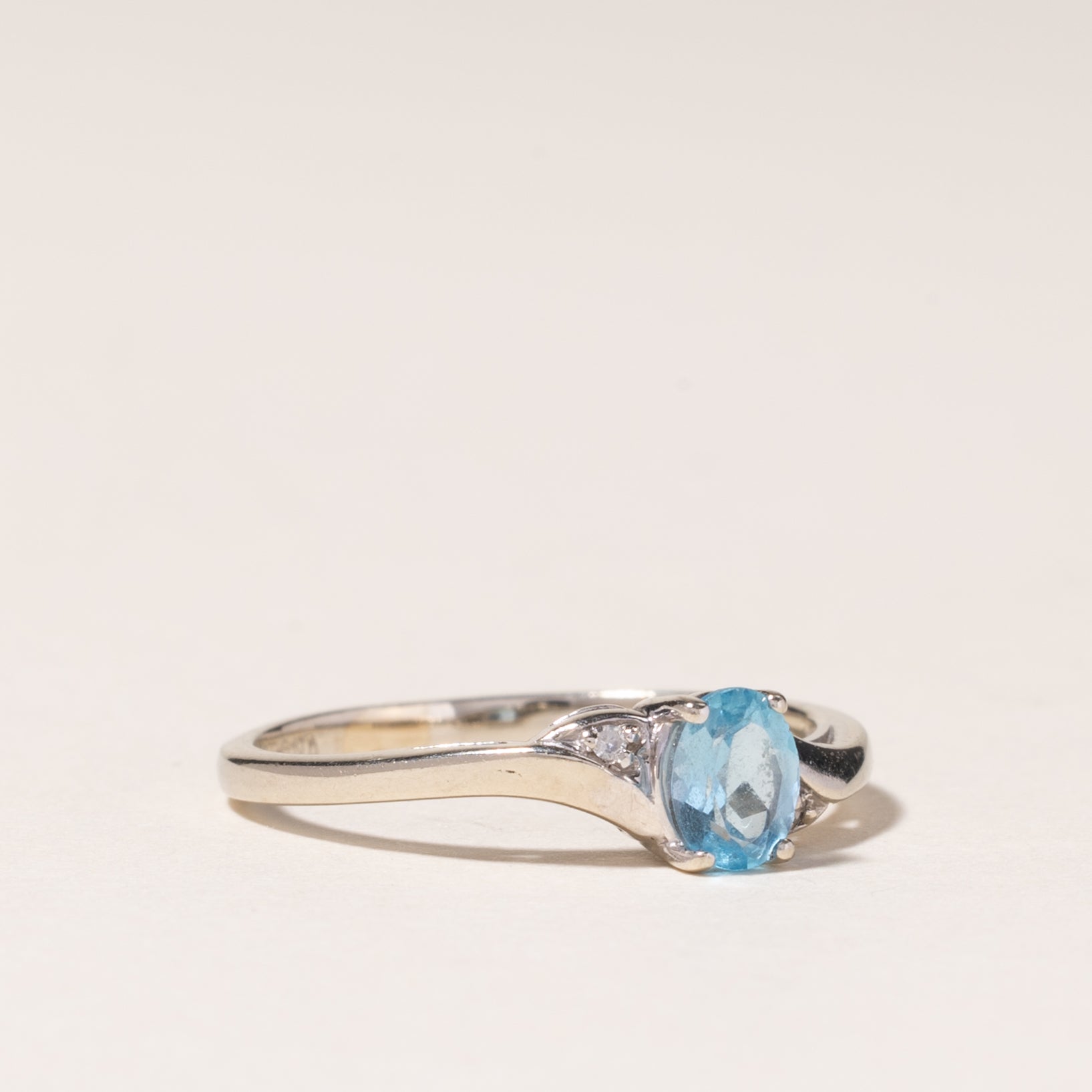 10K White Gold Topaz & Diamond Ring | 0.34ct, 0.01ctw | SZ 5 |