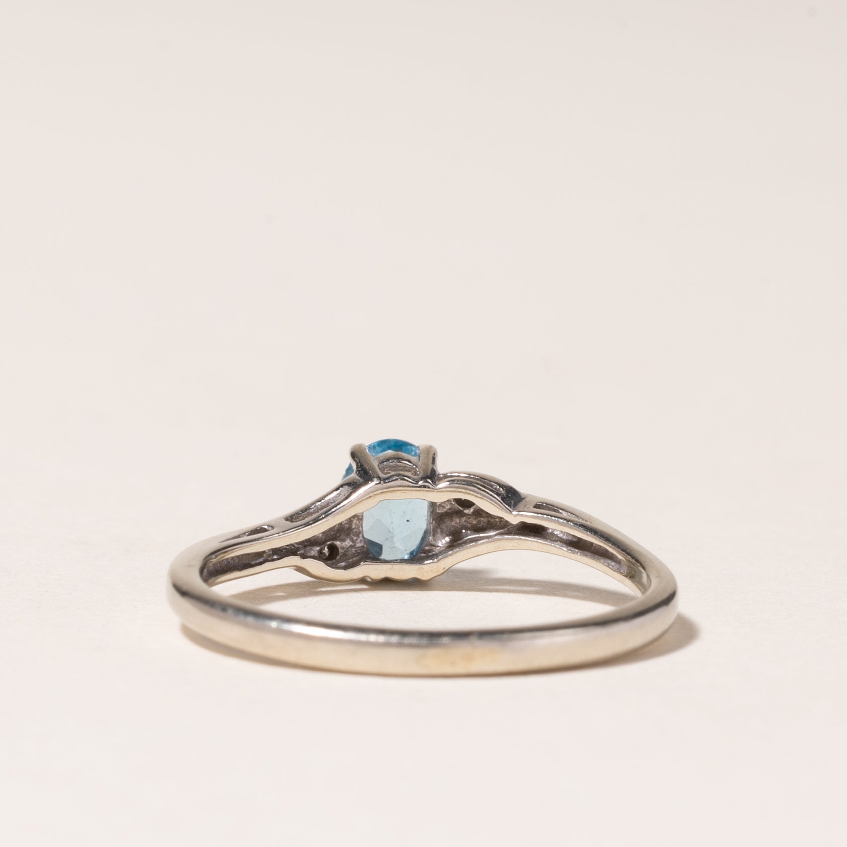 10K White Gold Topaz & Diamond Ring | 0.34ct, 0.01ctw | SZ 5 |