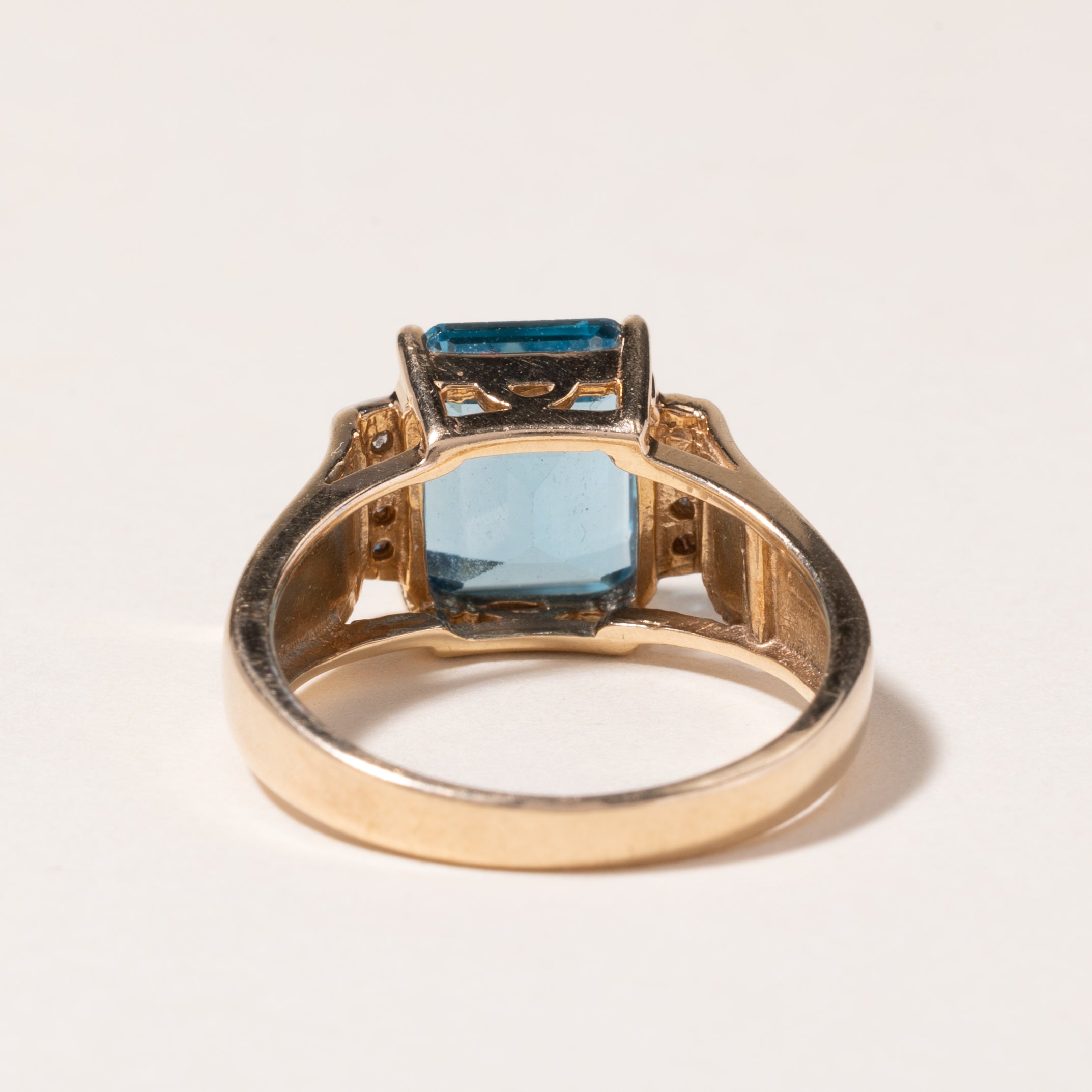 10K Yellow Gold Blue Topaz & Diamond Ring | 3.86ct, 0.04ctw | SZ 6.75