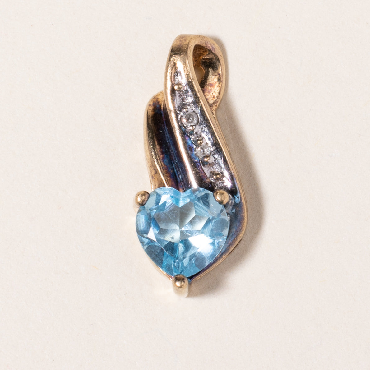 10K Yellow Gold Topaz & Diamond Pendant | 1.05ct, 0.01ctw |