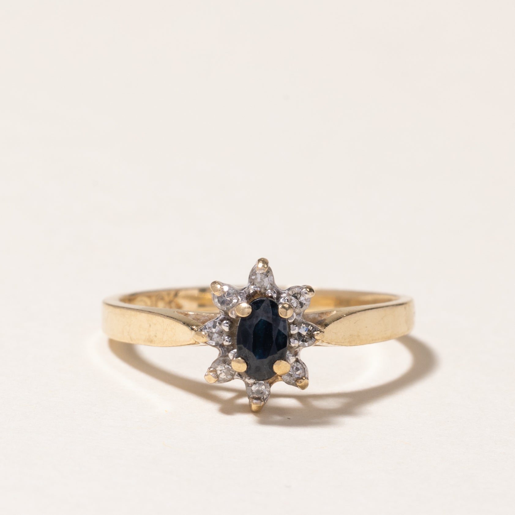 10K Oval Cut Blue Sapphire & Diamond Petal Ring | 0.20ct, 0.04ctw | SZ 6