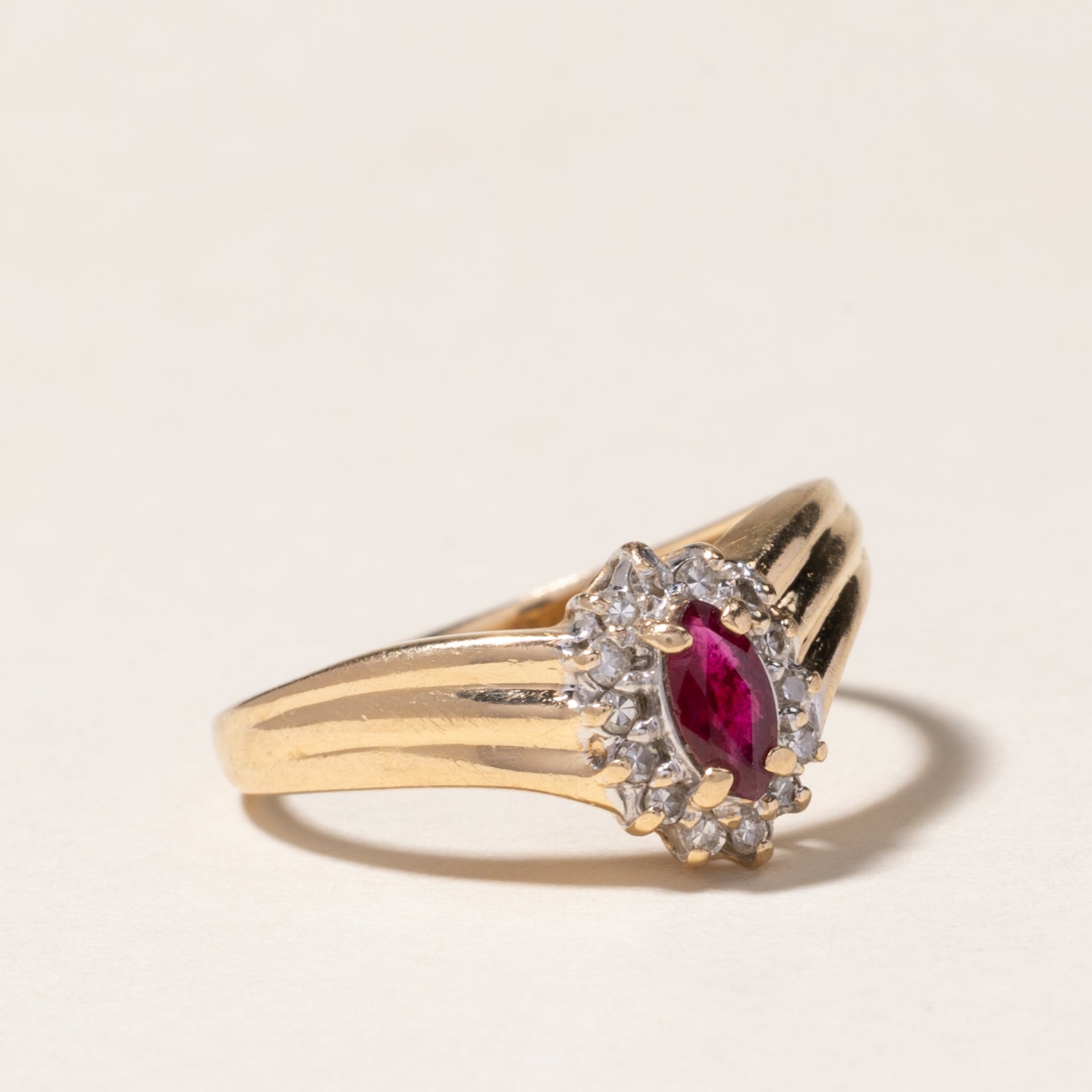 14K Synthetic Ruby & Diamond Grooved Chevron Ring | 0.10ct, 0.07ctw | SZ 6.25