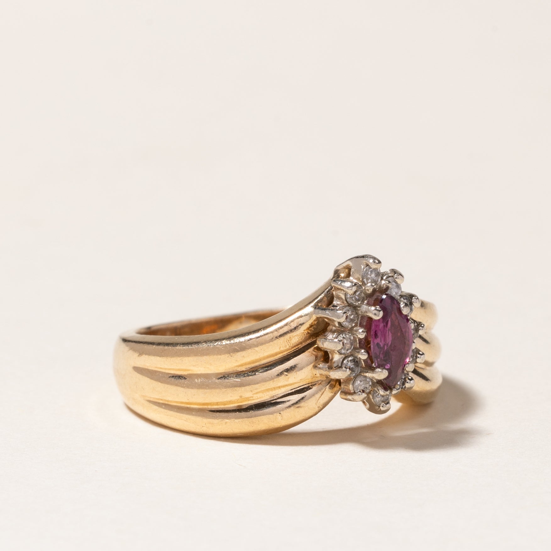 10K Ruby & Diamond Grooved Chevron Ring | 0.28ct, 0.03ctw | SZ 5.75